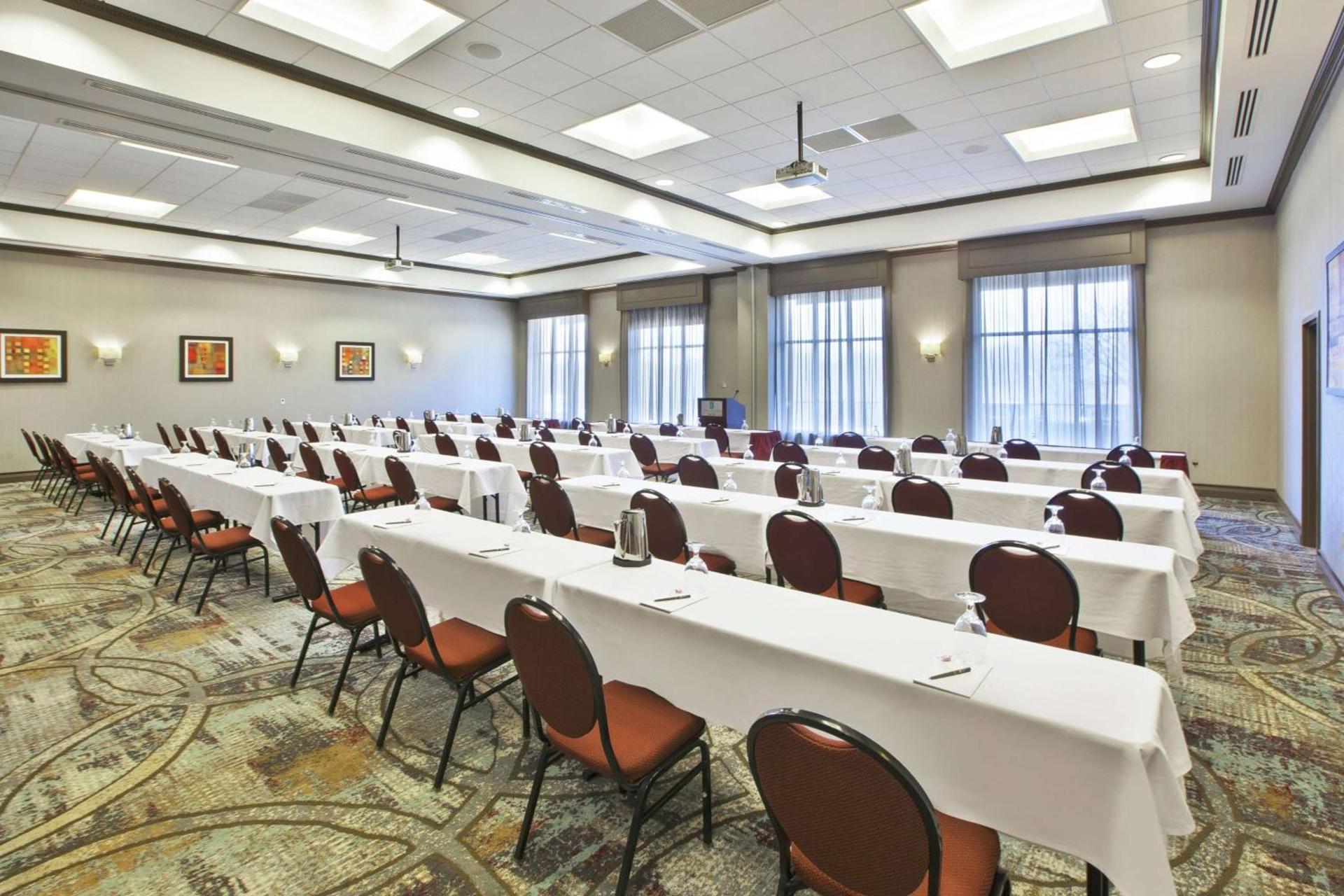 Embassy Suites Columbus - Airport photo 37