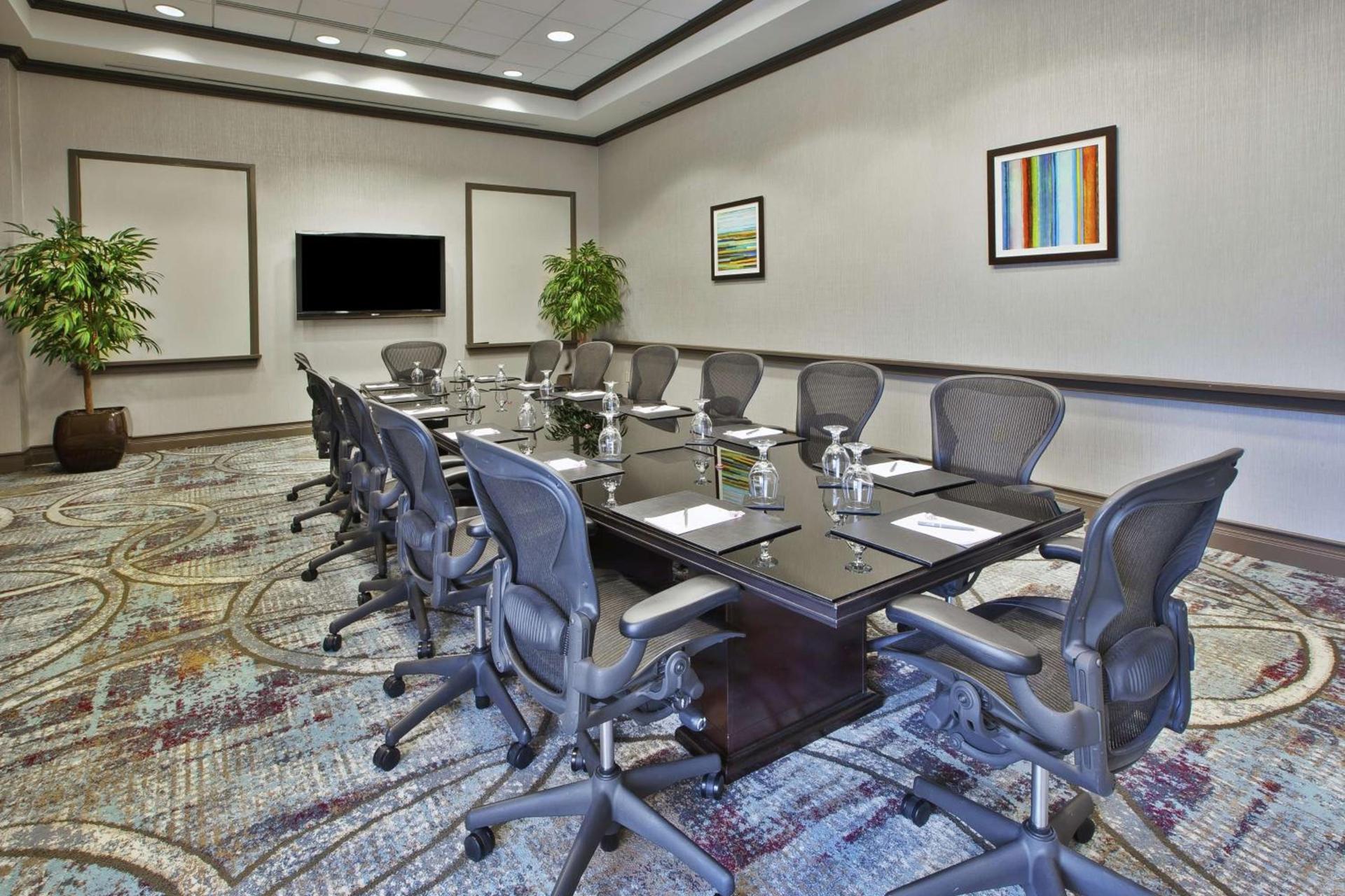 Embassy Suites Columbus - Airport photo 39