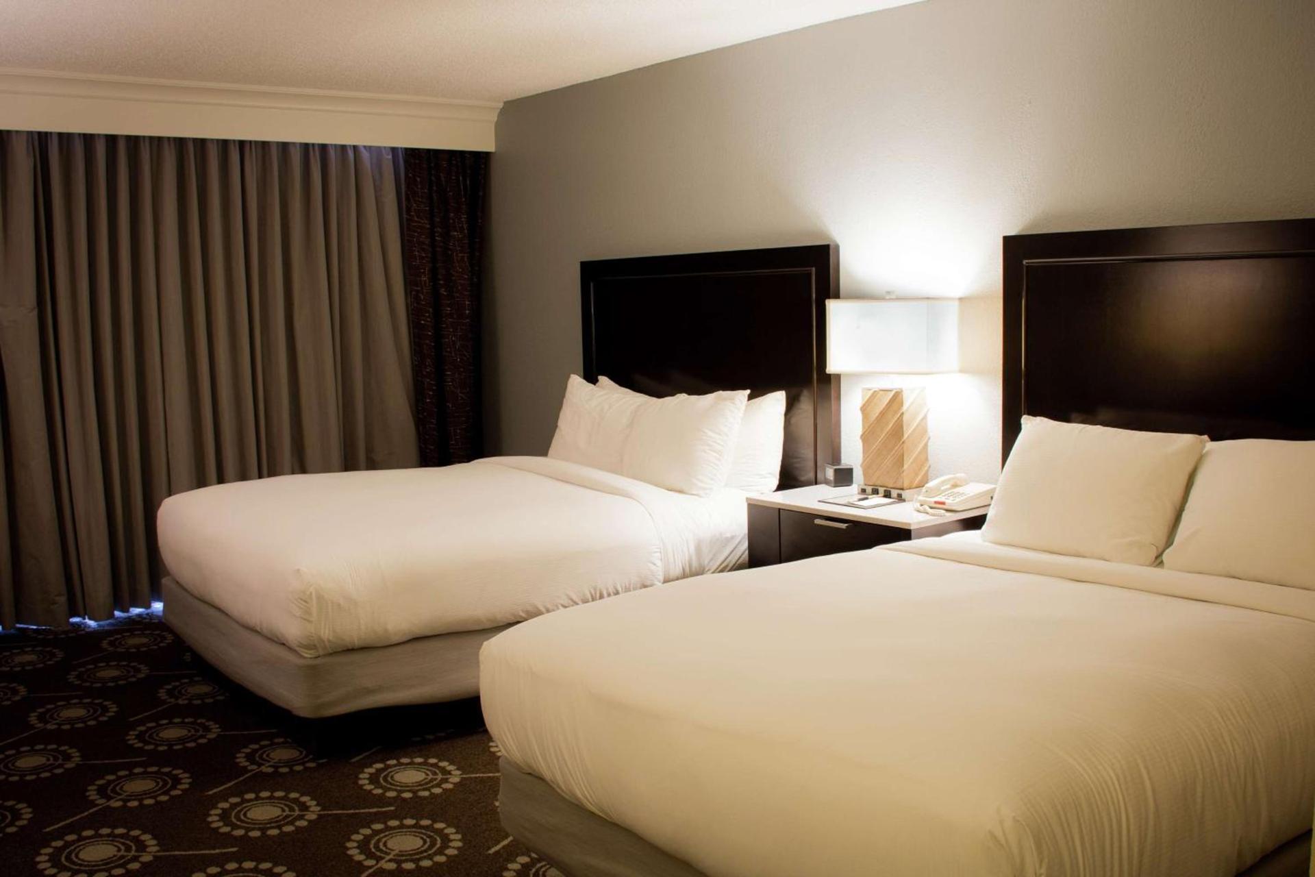 Wyndham Midland Downtown photo 56
