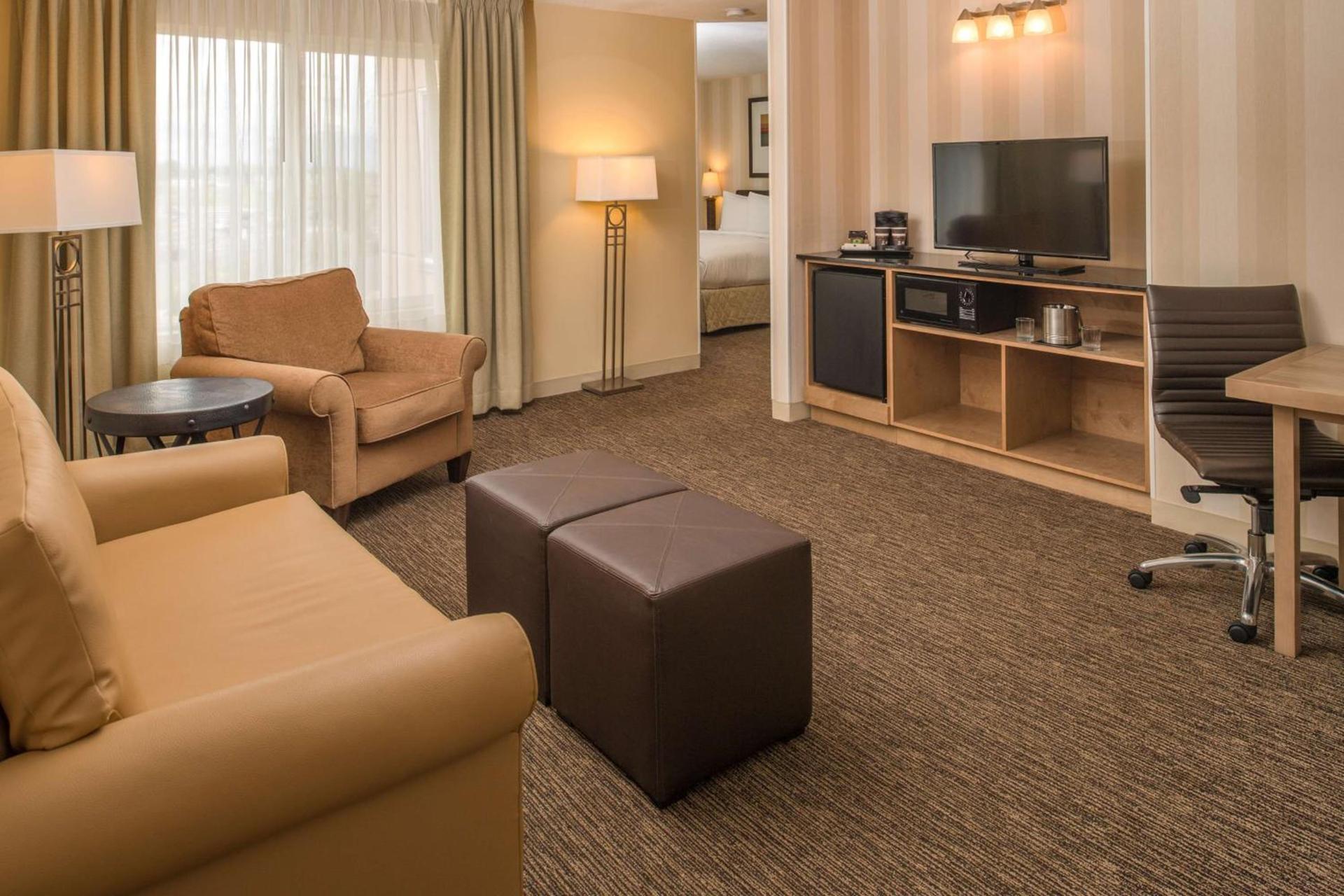 DoubleTree by Hilton Portland - Beaverton photo 14