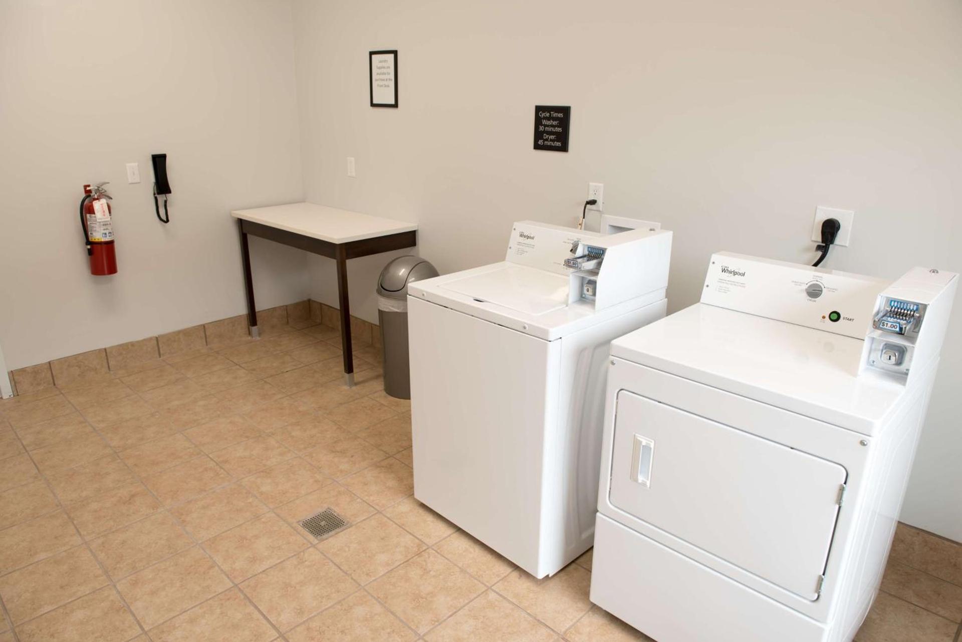 Hampton Inn & Suites Bay City photo 40
