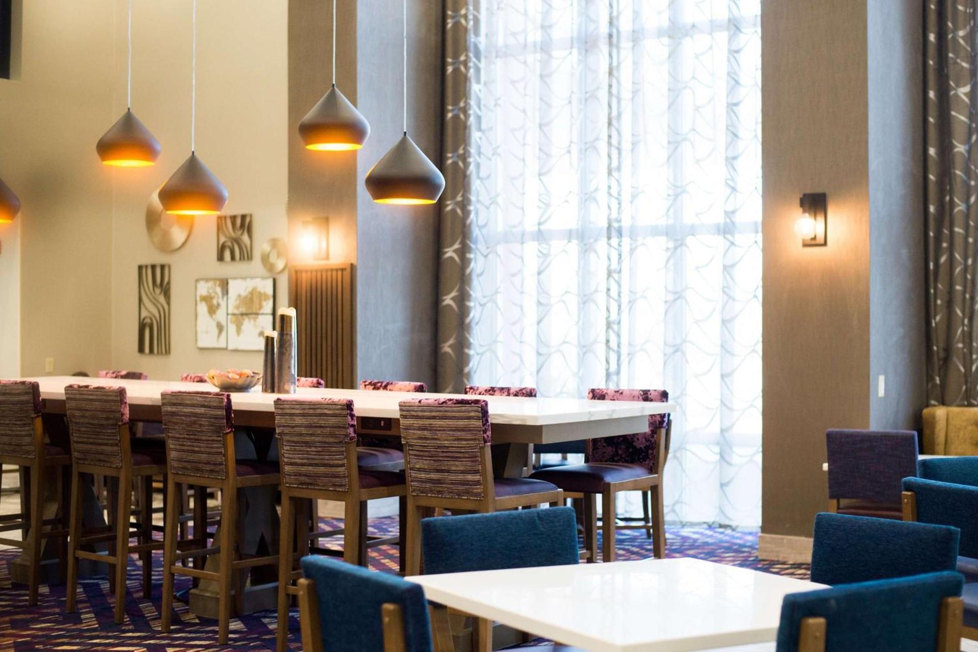 Hampton Inn & Suites Warrington Horsham photo 3