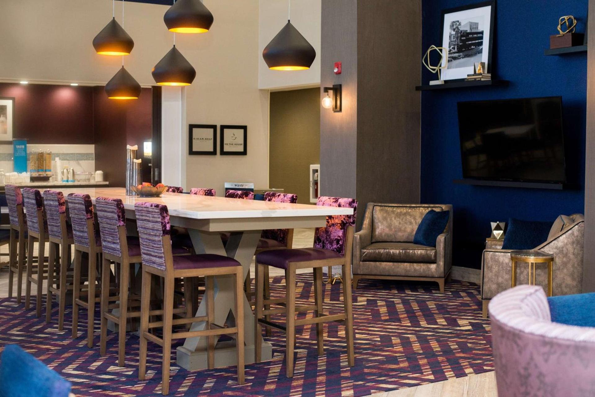 Hampton Inn & Suites Warrington Horsham photo 5