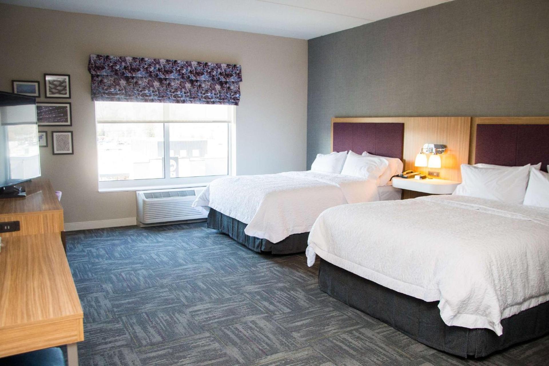 Hampton Inn & Suites Warrington Horsham photo 32