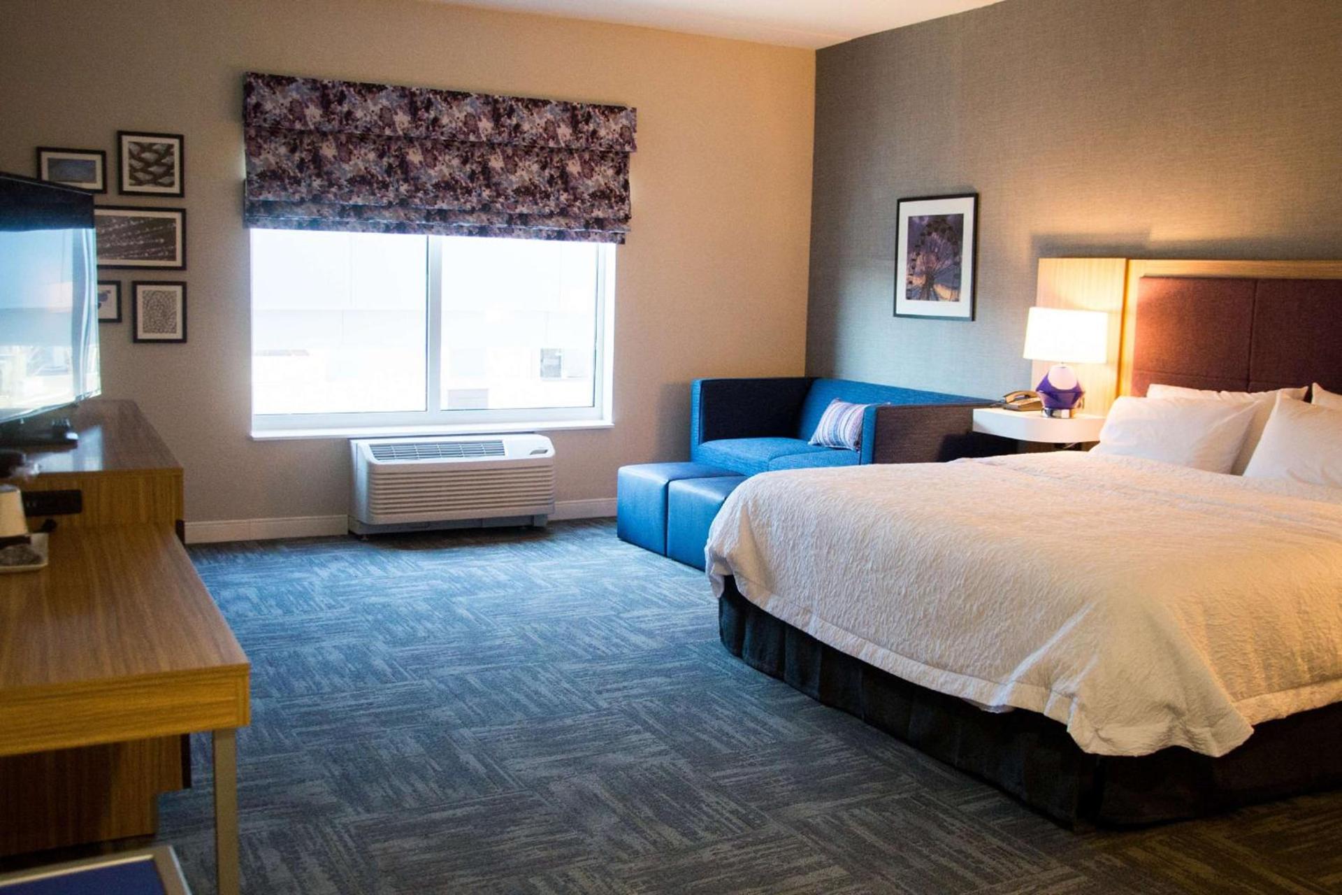 Hampton Inn & Suites Warrington Horsham photo 33