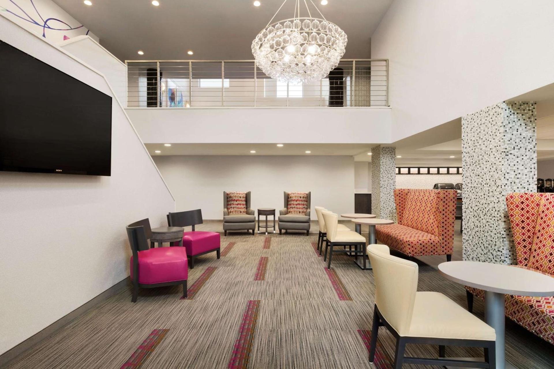 Homewood Suites Williamsburg photo 9