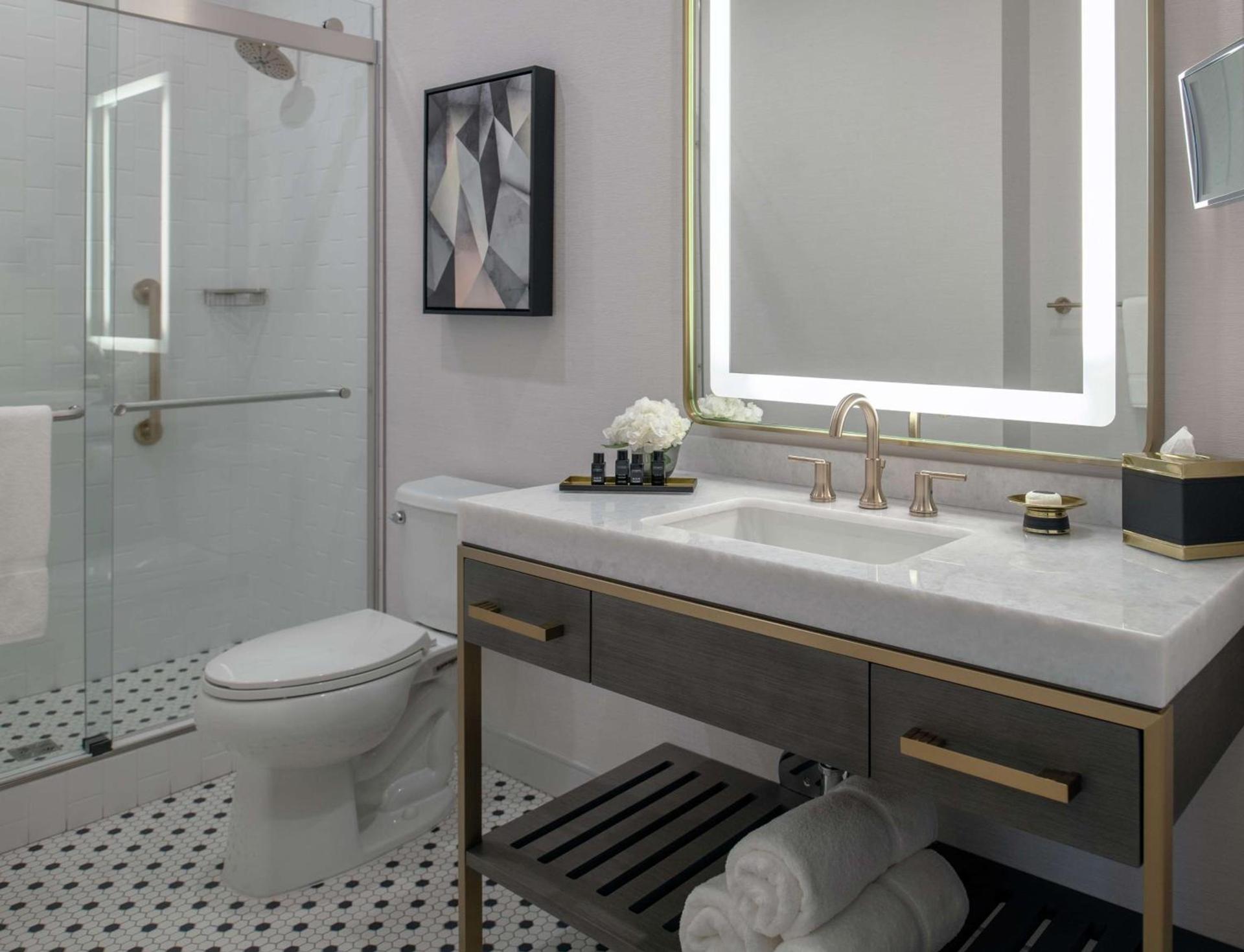 Tulsa Club Hotel Curio Collection By Hilton photo 32