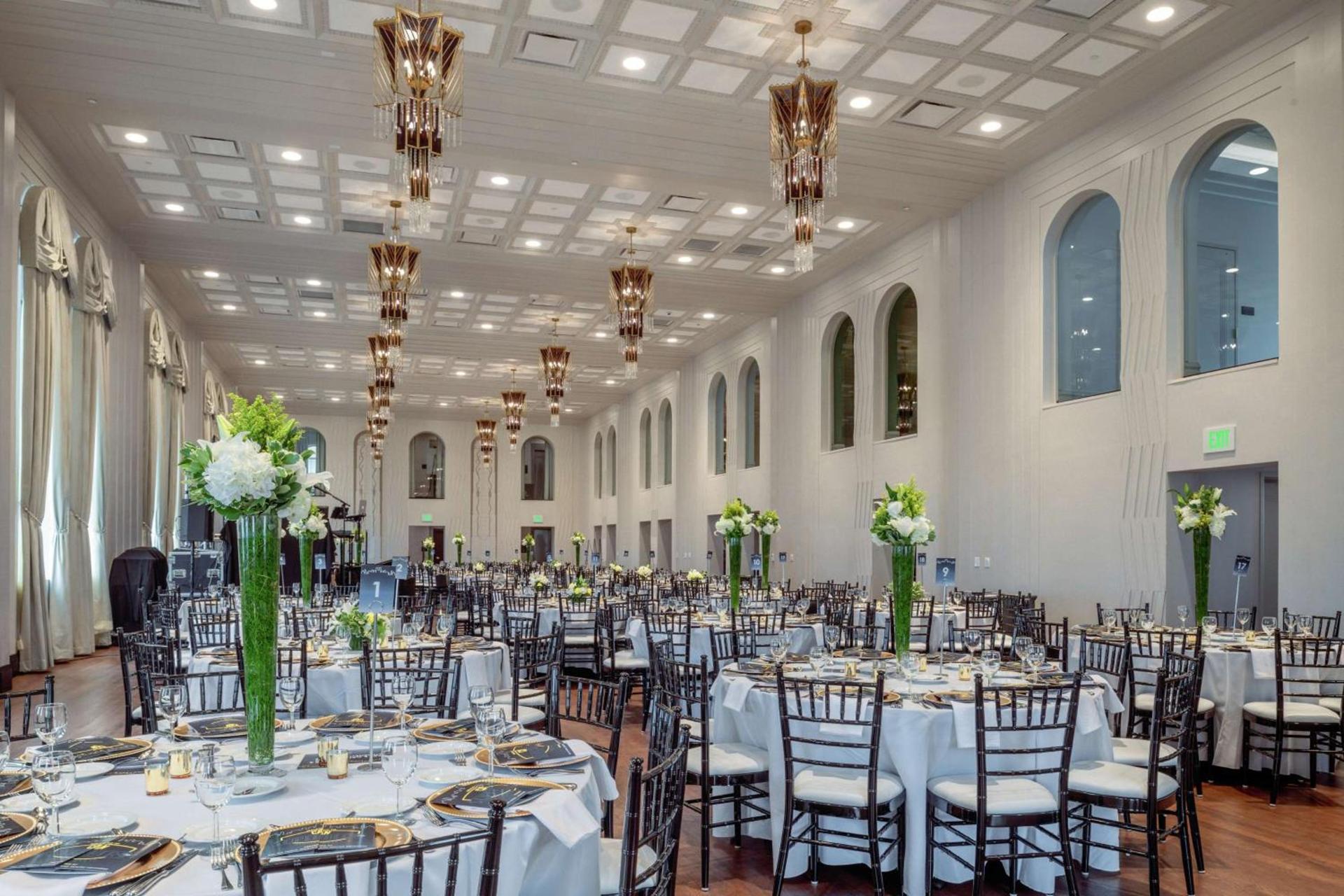 Tulsa Club Hotel Curio Collection By Hilton photo 47