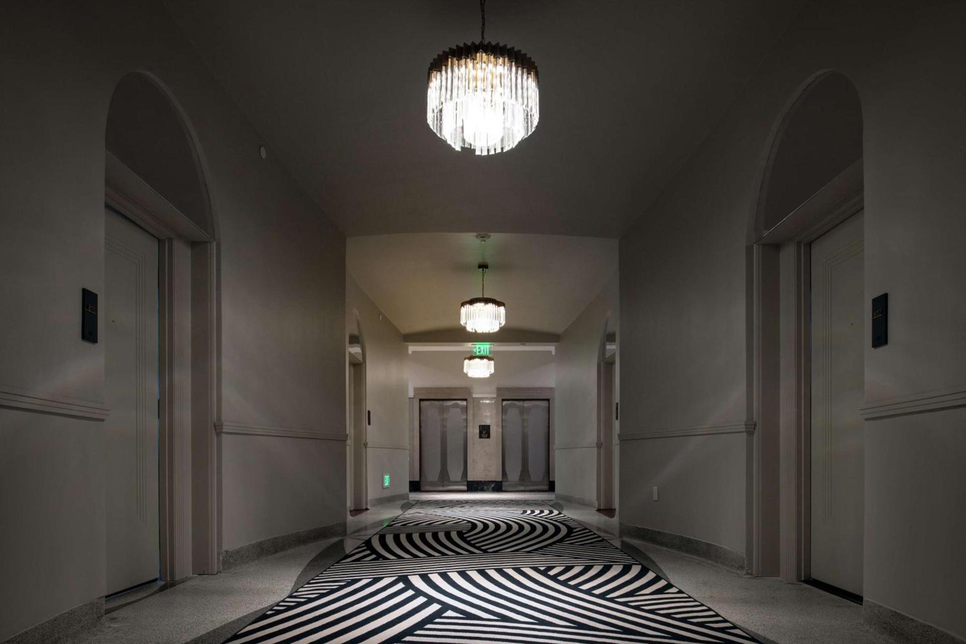Tulsa Club Hotel Curio Collection By Hilton photo 60