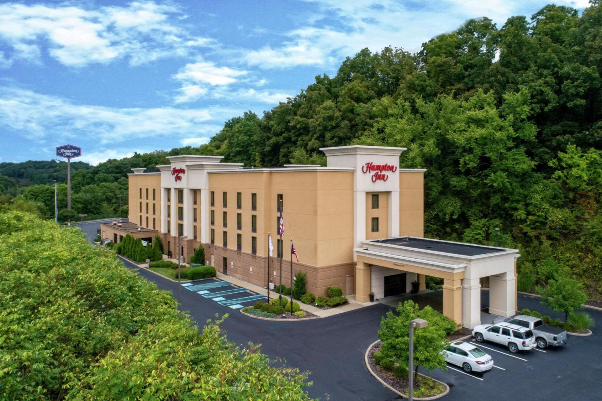 Hampton Inn Cambridge photo 2