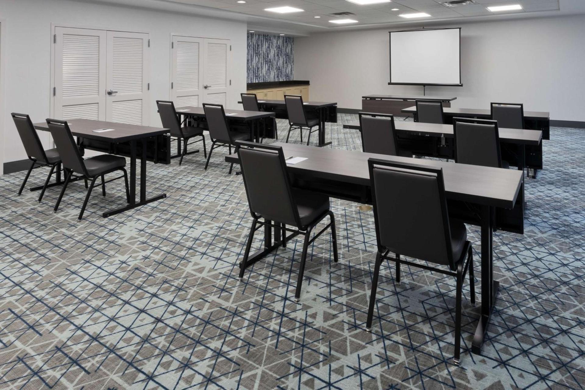 Hilton Garden Inn Birmingham SE/Liberty Park photo 35