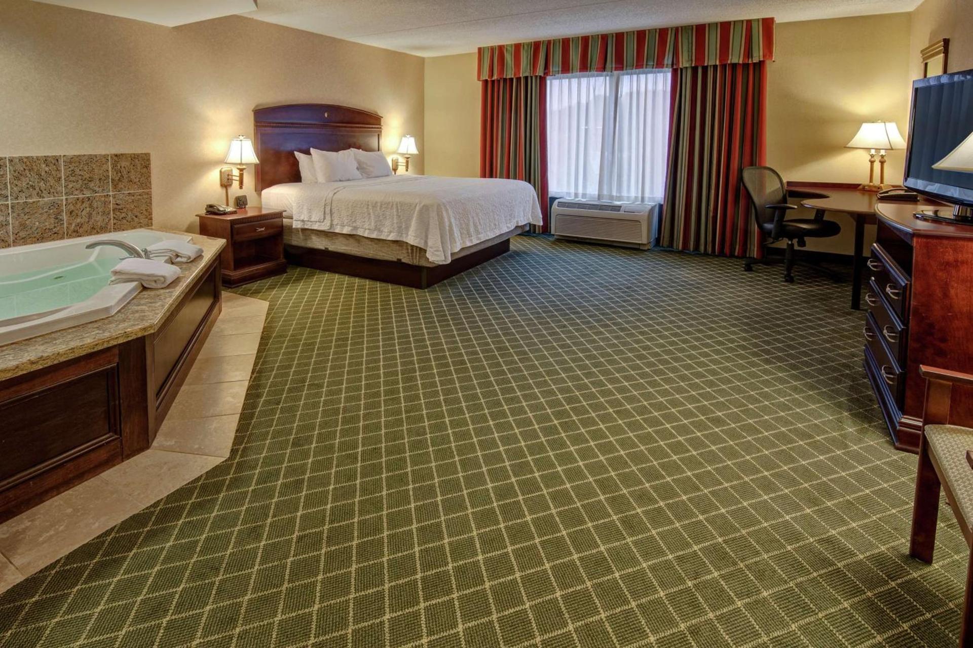 Hampton Inn Cambridge photo 17