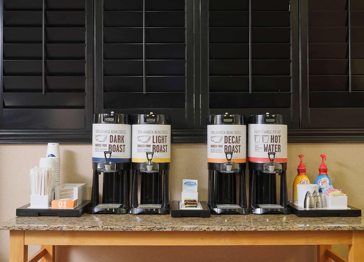 Hampton Inn Covington/Mandeville photo 10