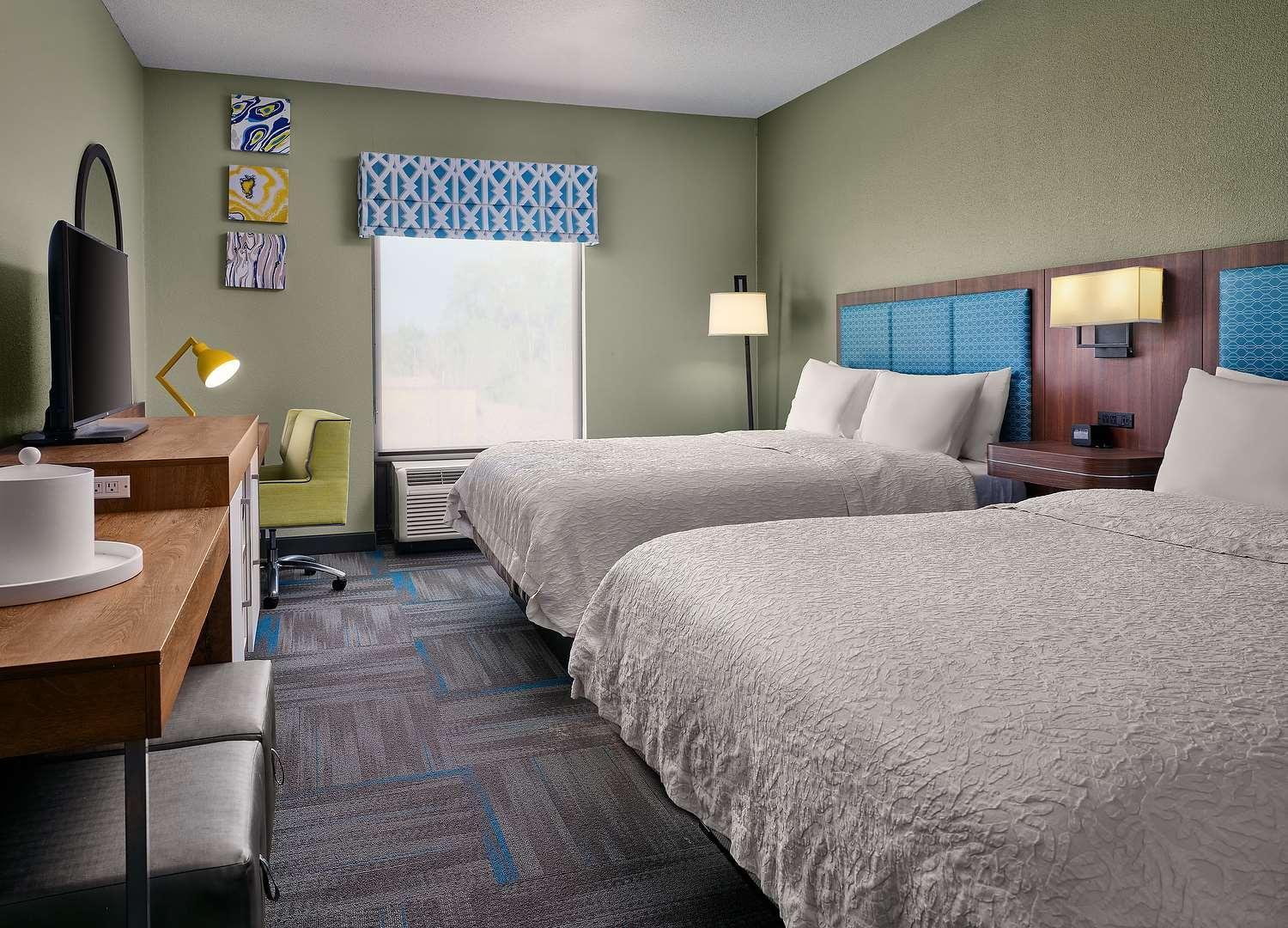 Hampton Inn Covington/Mandeville photo 19