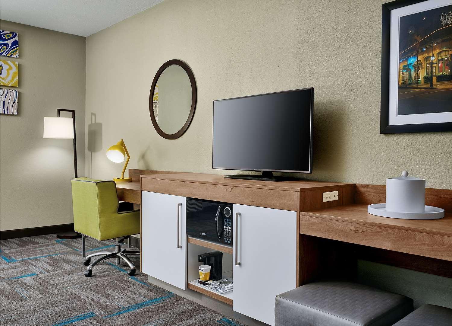 Hampton Inn Covington/Mandeville photo 24
