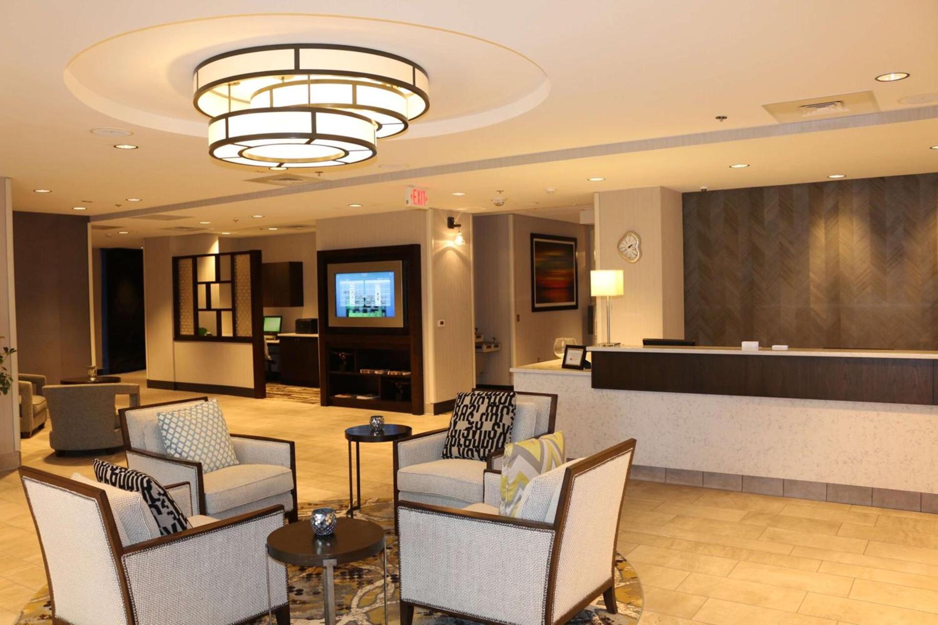 Doubletree By Hilton Raleigh Crabtree Valley photo 3