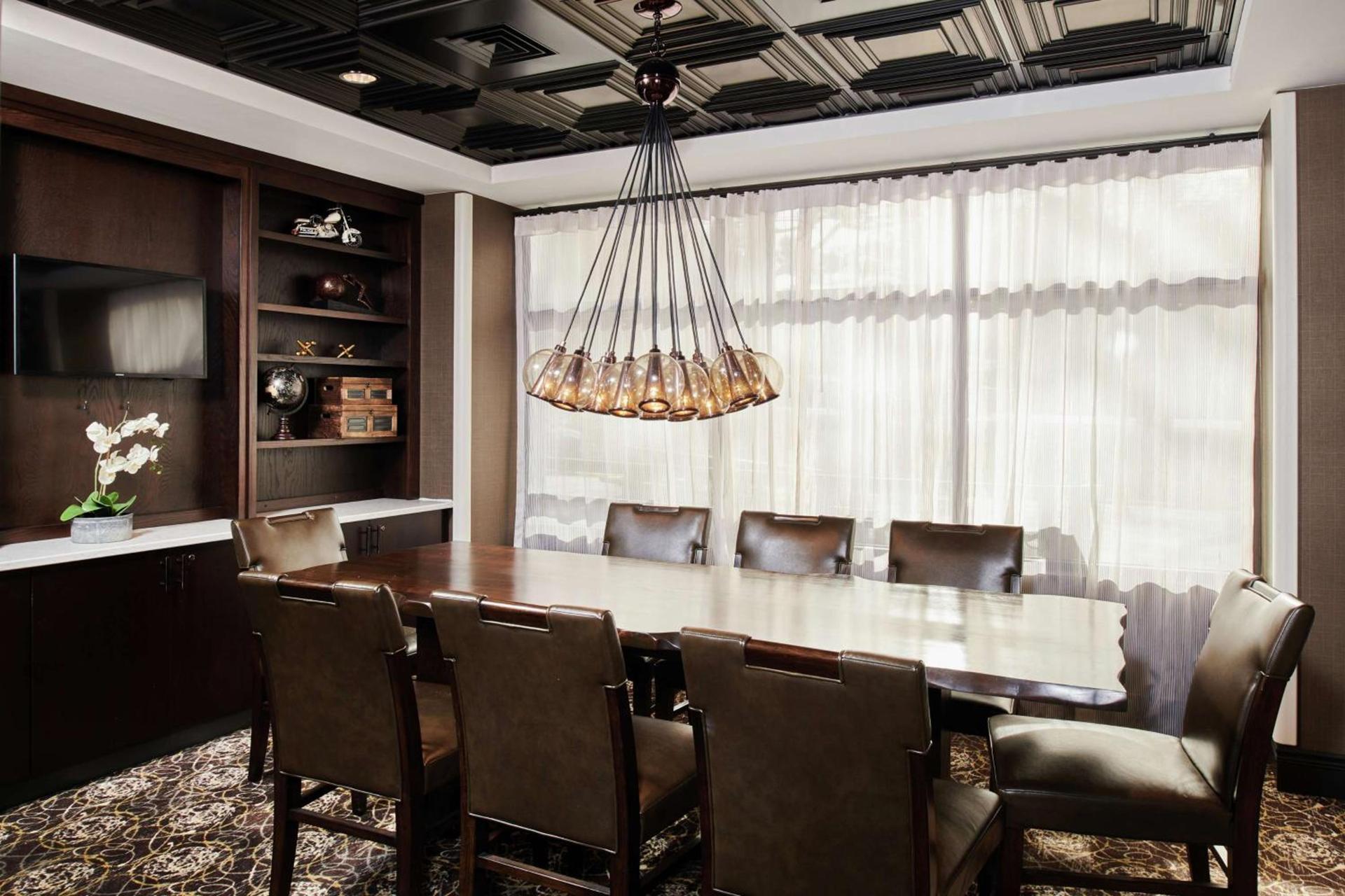 Doubletree By Hilton Raleigh Crabtree Valley photo 21
