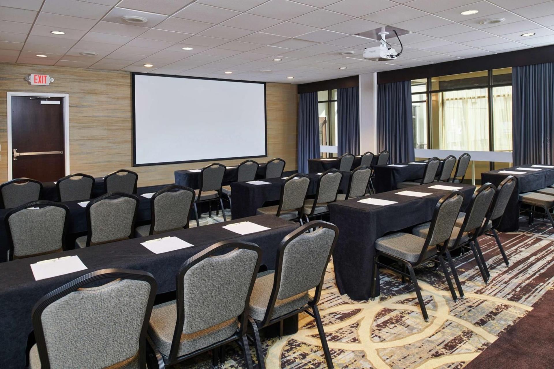 Doubletree By Hilton Raleigh Crabtree Valley photo 22