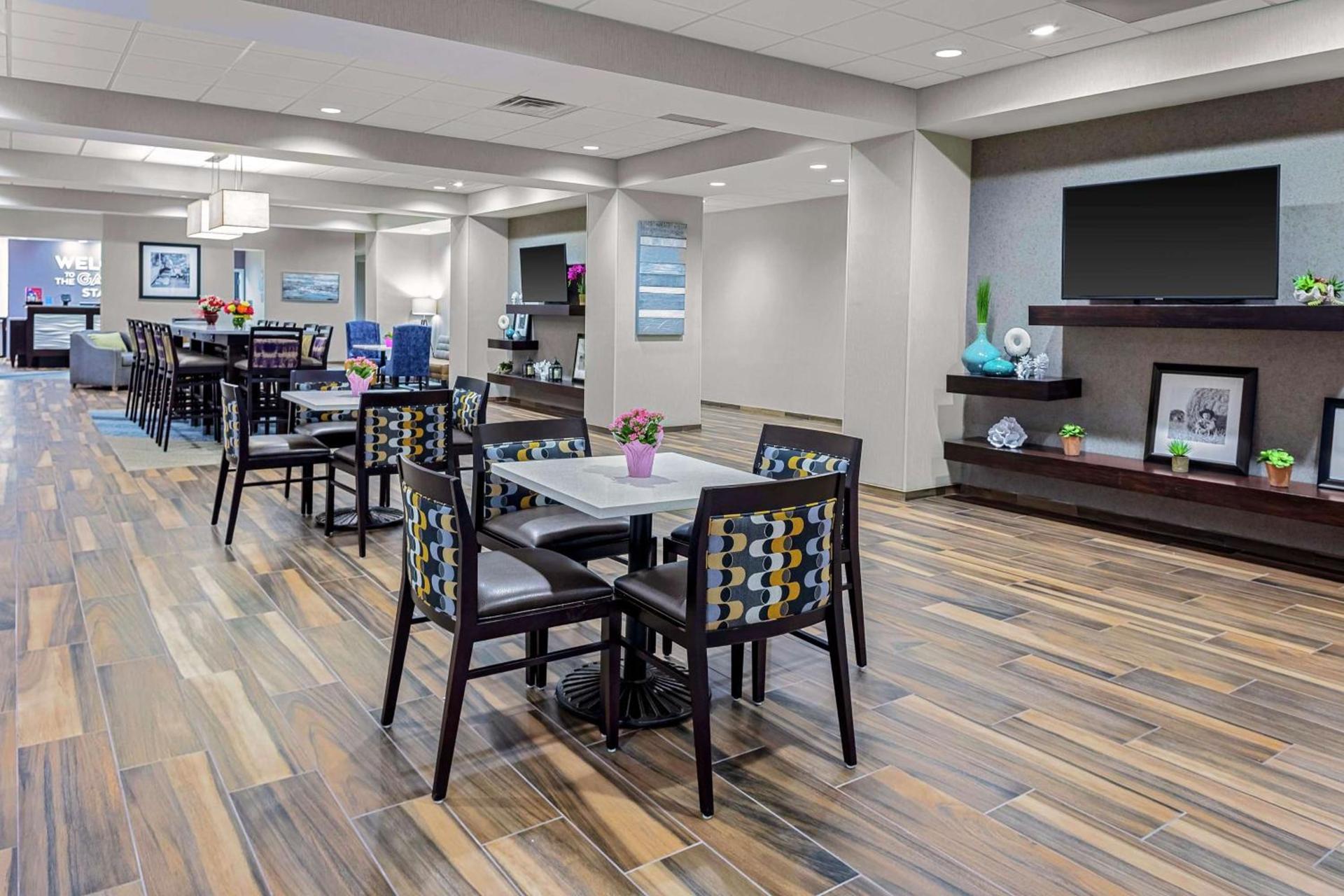 Hampton Inn Cranbury photo 4
