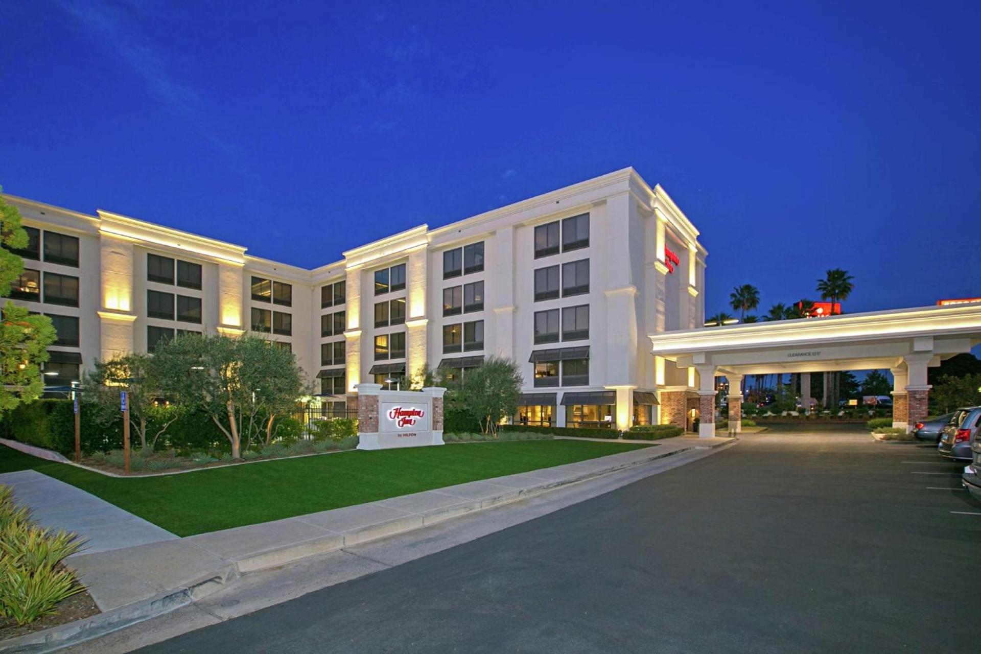 Hampton Inn by Hilton San Diego - Kearny Mesa photo 1