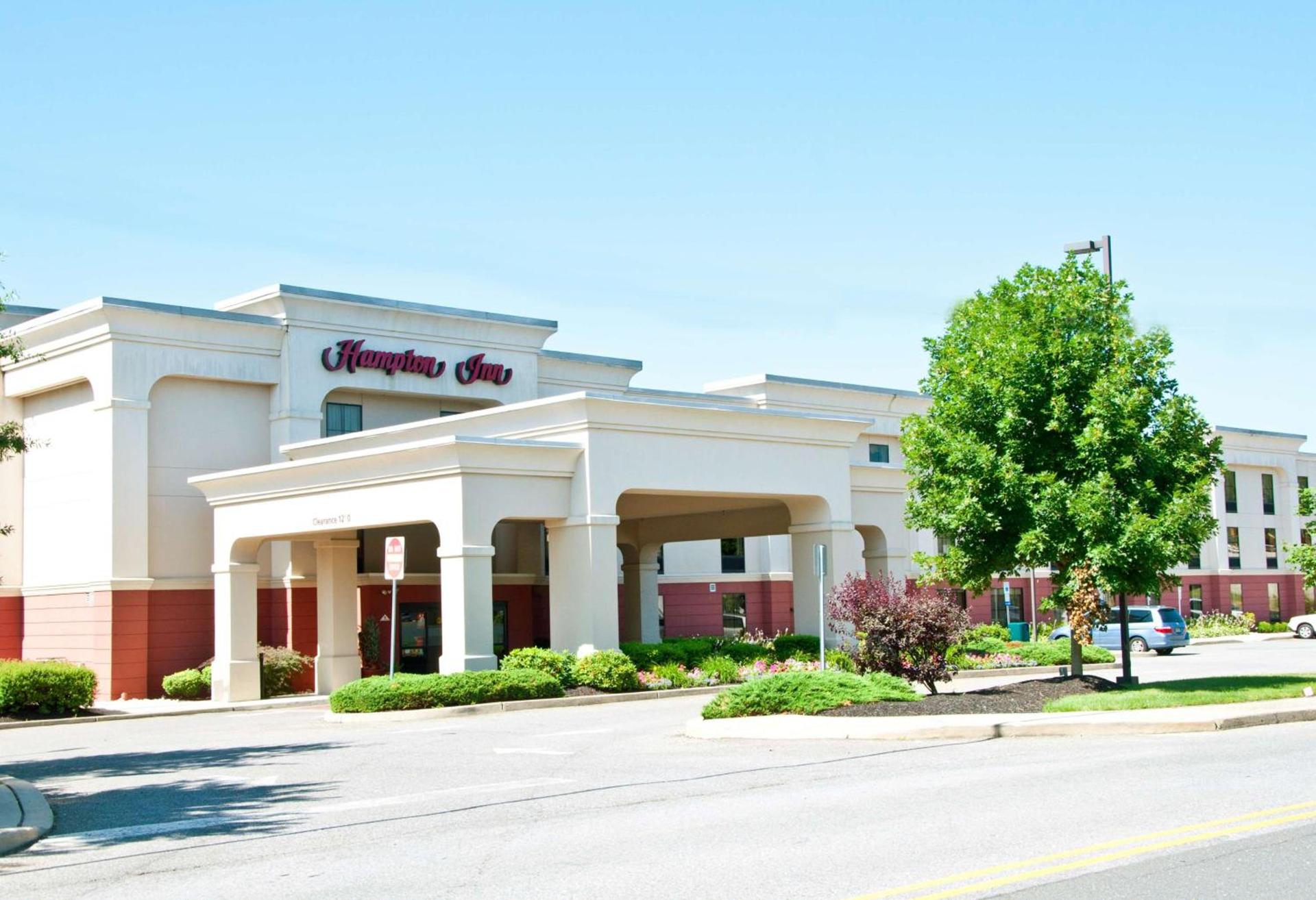 Hampton Inn East Windsor photo 2