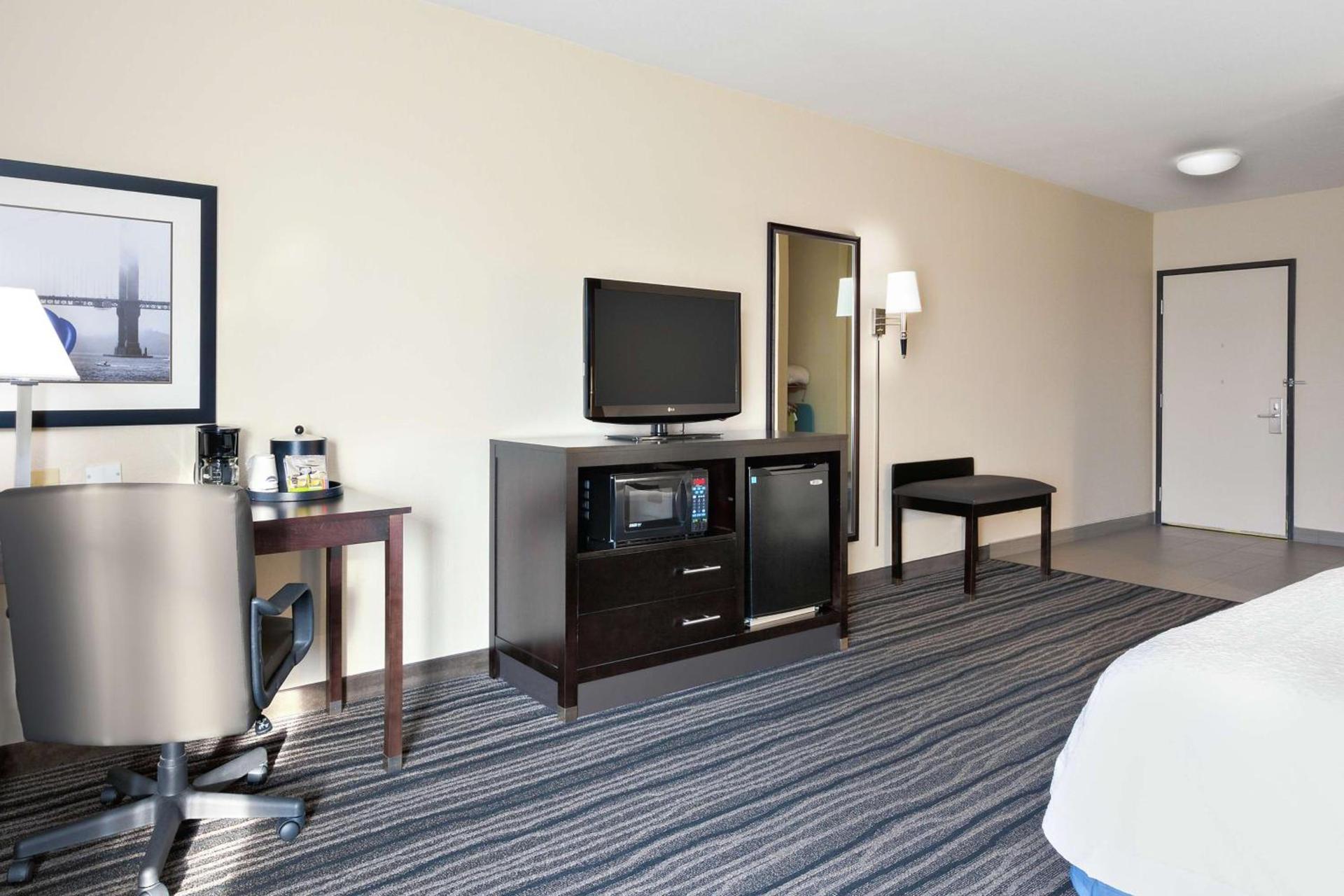 Hampton Inn & Suites Mountain View photo 18