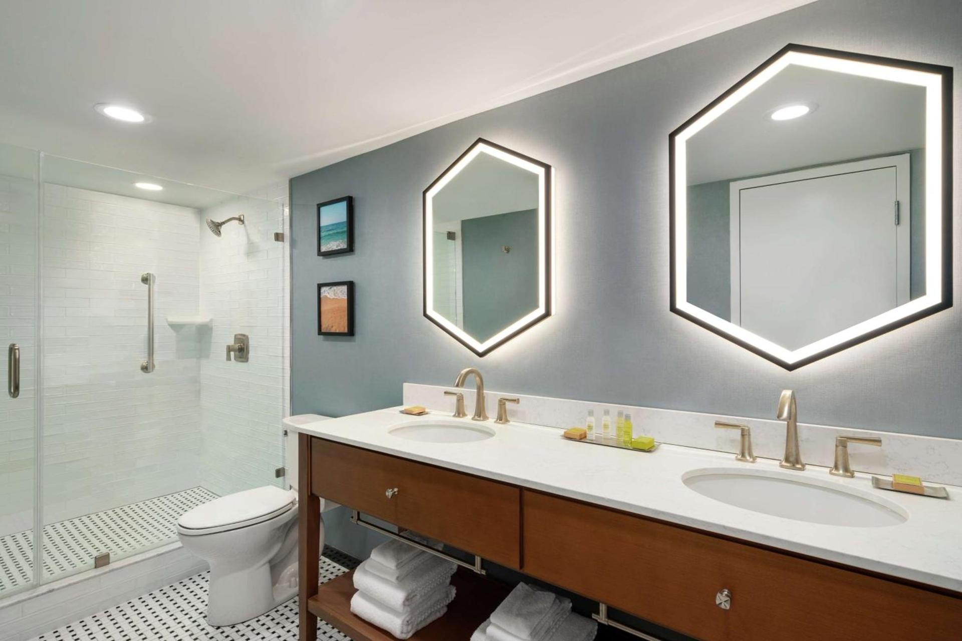 DoubleTree by Hilton Ocean City Oceanfront photo 26