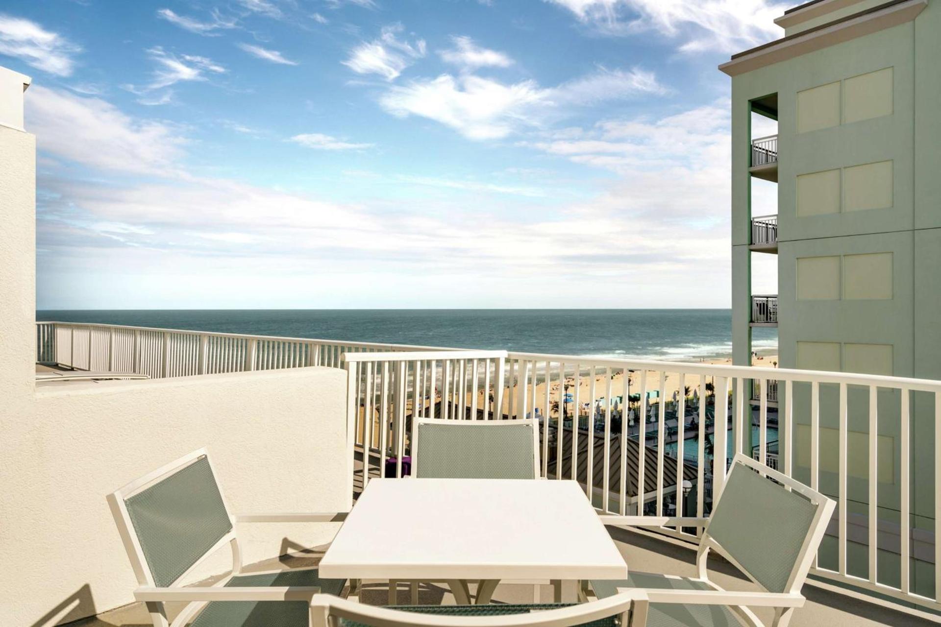 DoubleTree by Hilton Ocean City Oceanfront photo 42