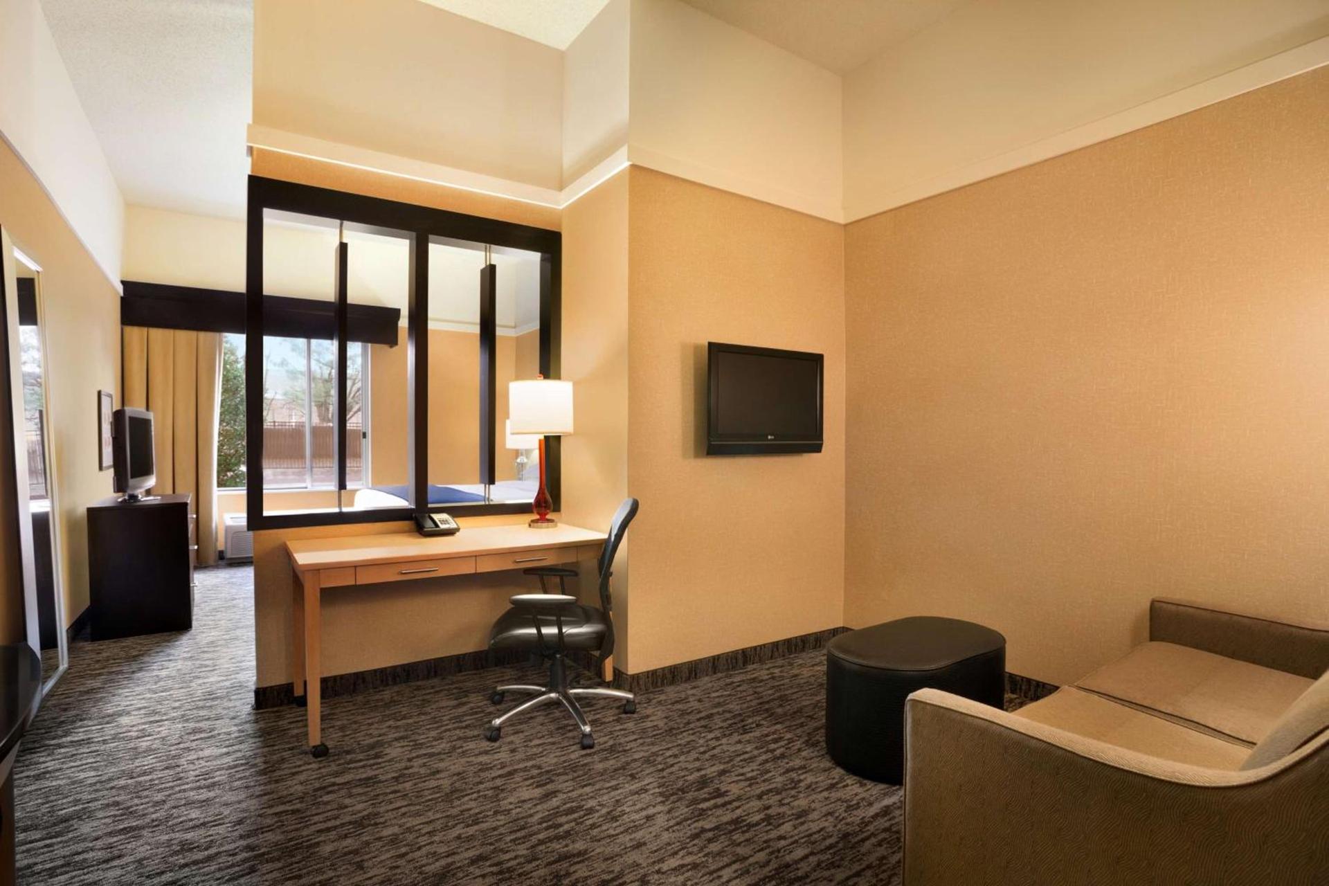 DoubleTree by Hilton Hotel Oklahoma City Airport photo 17