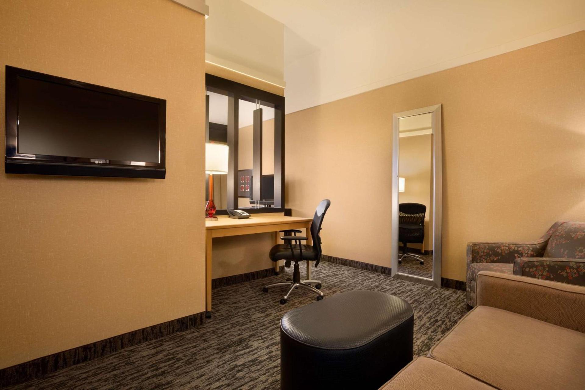 DoubleTree by Hilton Hotel Oklahoma City Airport photo 18