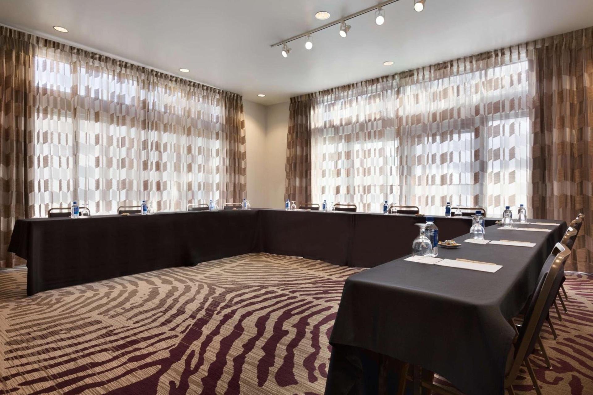DoubleTree by Hilton Hotel Oklahoma City Airport photo 30