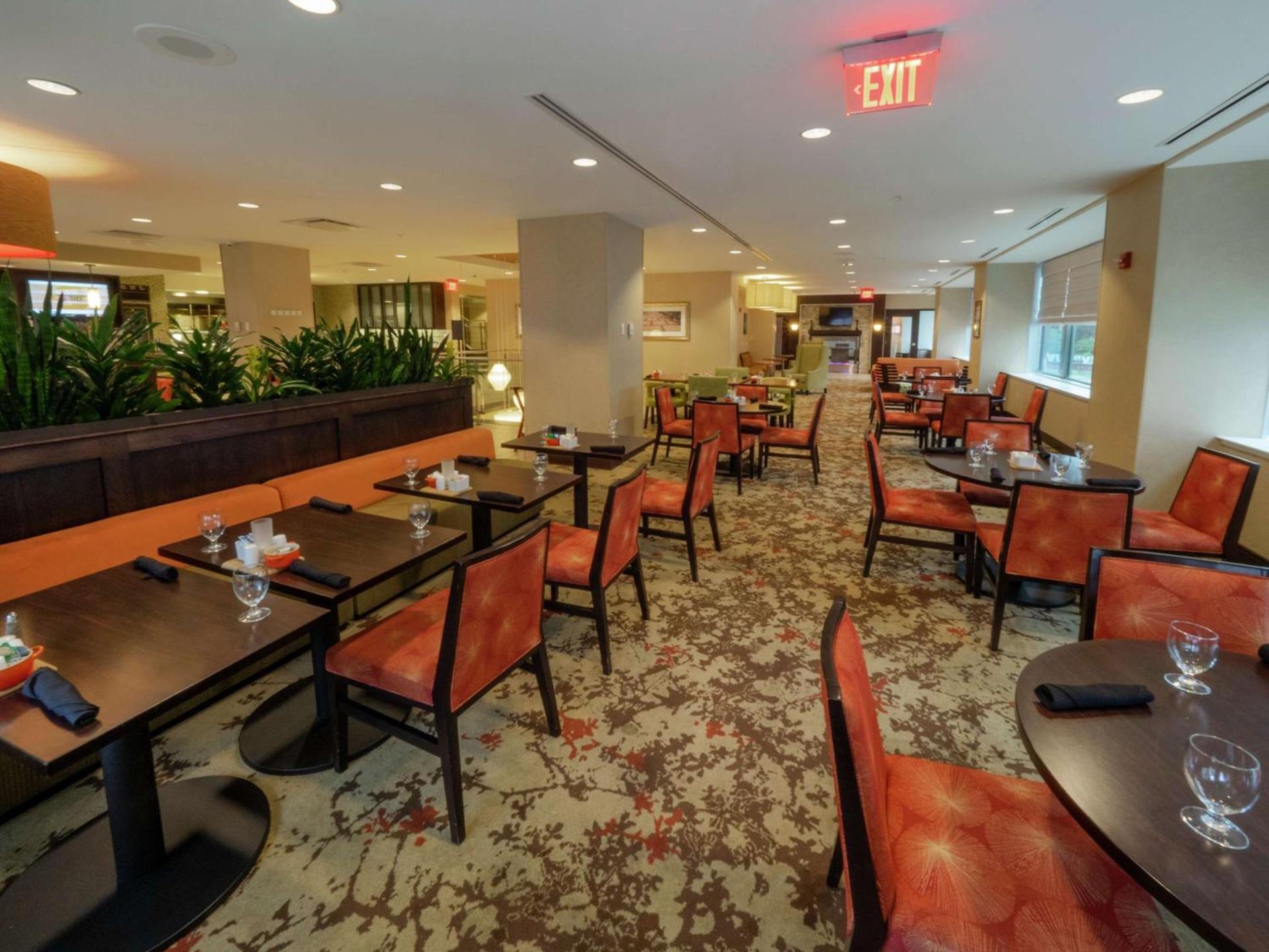 The Hilton Garden Inn Buffalo-Downtown photo 11