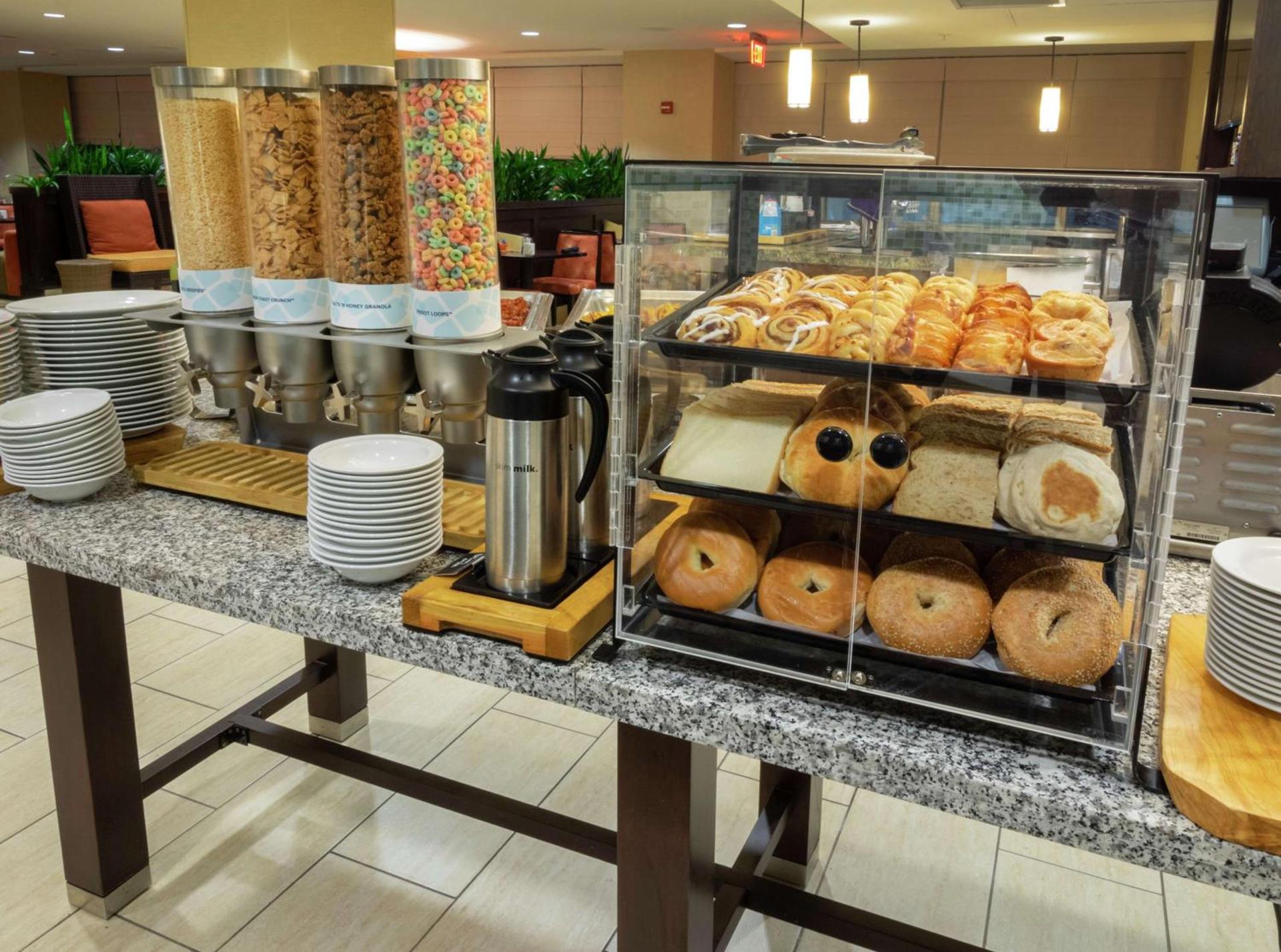 The Hilton Garden Inn Buffalo-Downtown photo 21