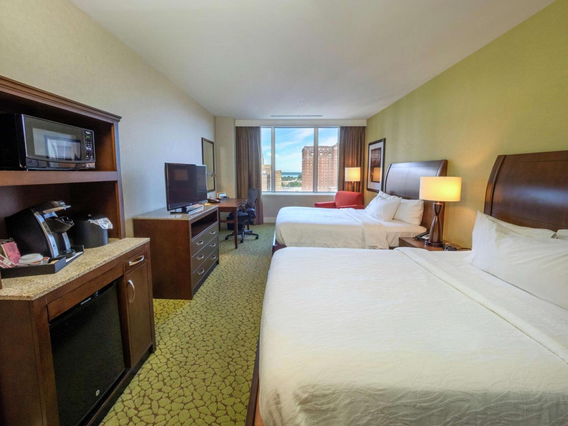 The Hilton Garden Inn Buffalo-Downtown photo 39