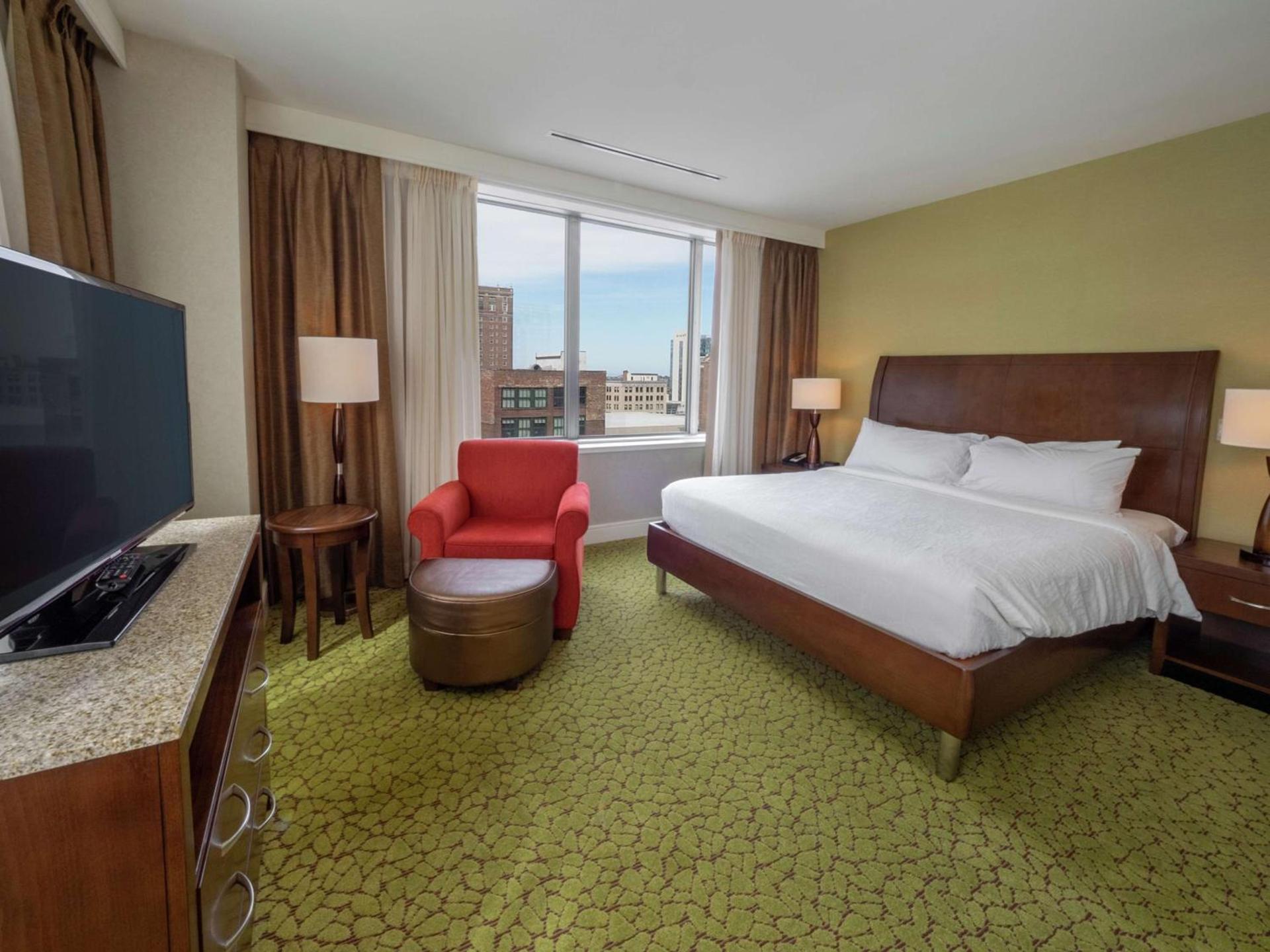 The Hilton Garden Inn Buffalo-Downtown photo 41