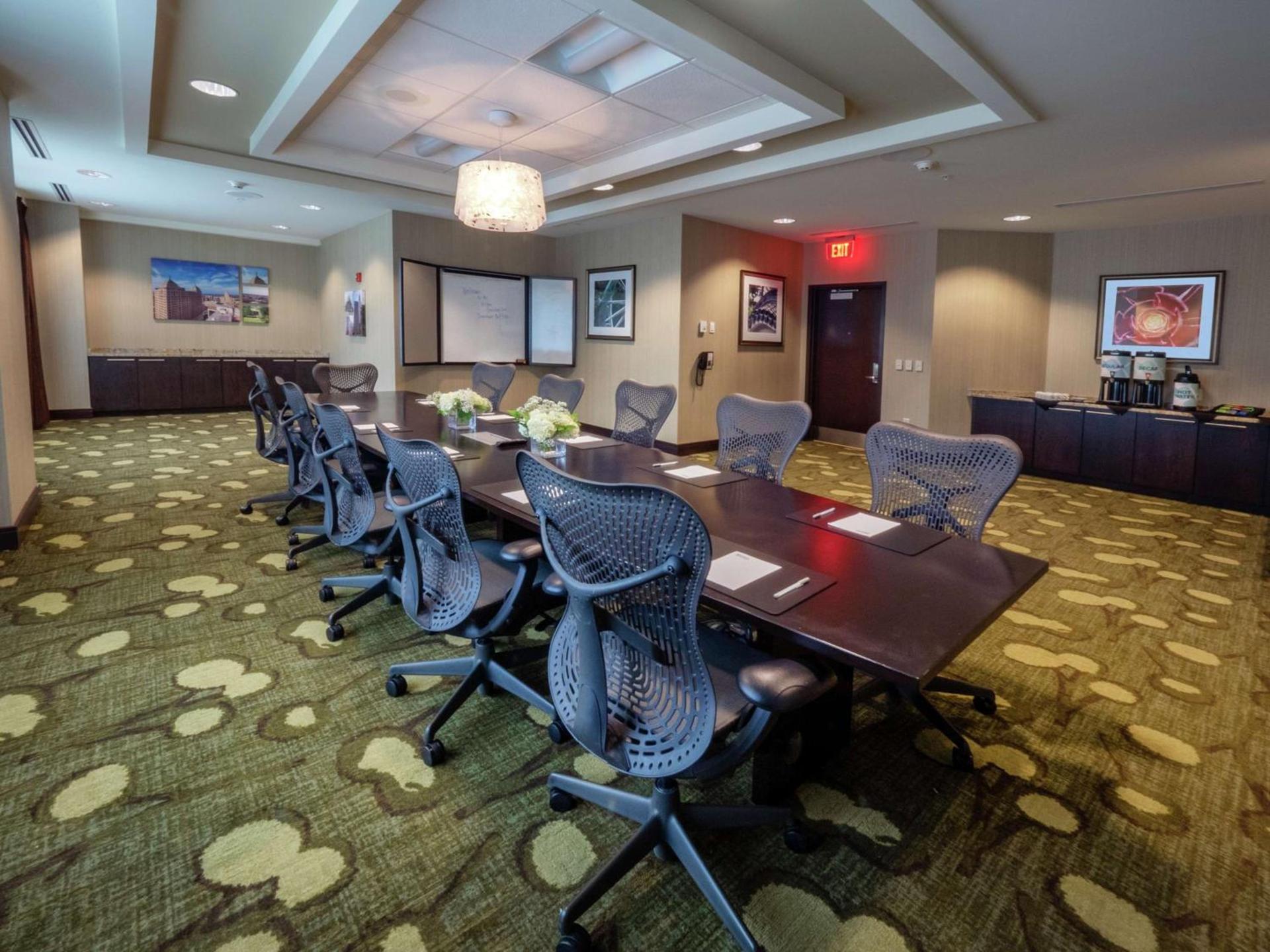 The Hilton Garden Inn Buffalo-Downtown photo 46