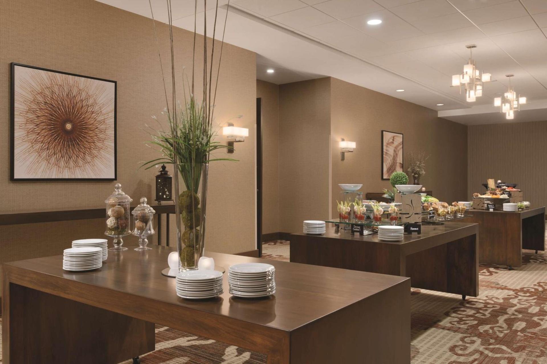 Embassy Suites by Hilton Akron Canton Airport photo 37