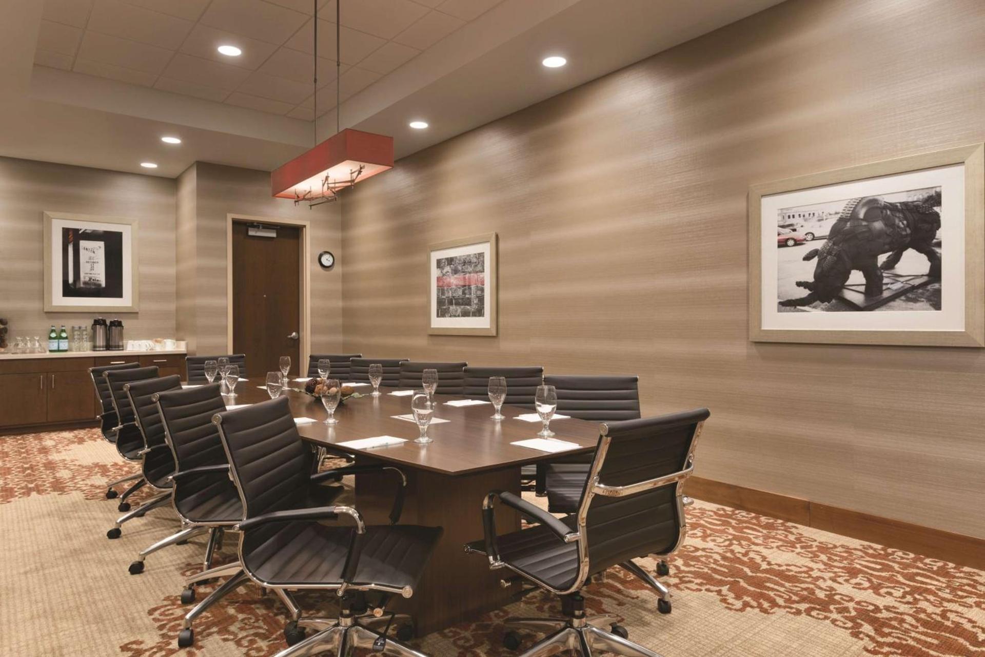 Embassy Suites by Hilton Akron Canton Airport photo 39