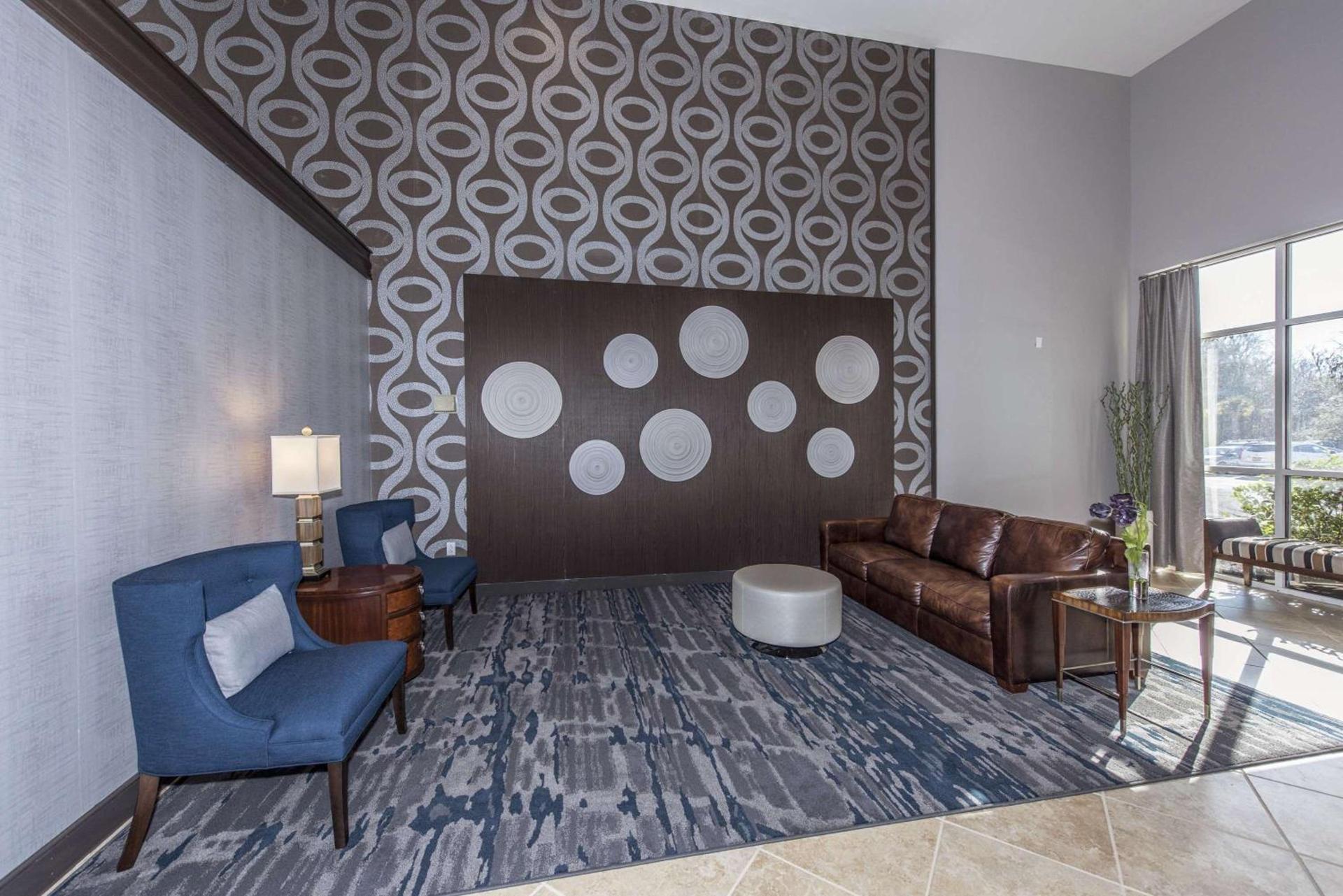 DoubleTree by Hilton North Charleston - Convention Center photo 8