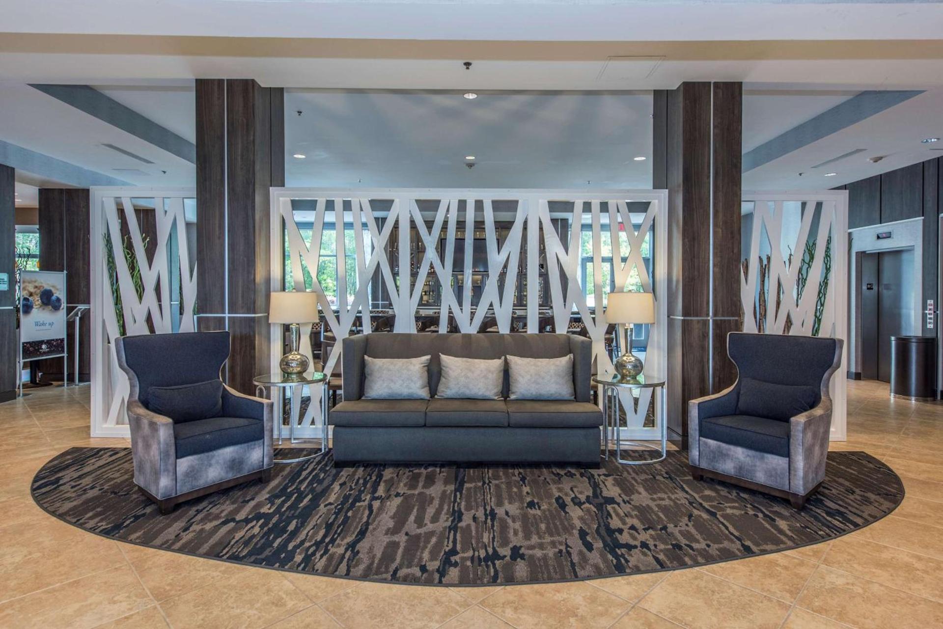 DoubleTree by Hilton North Charleston - Convention Center photo 10