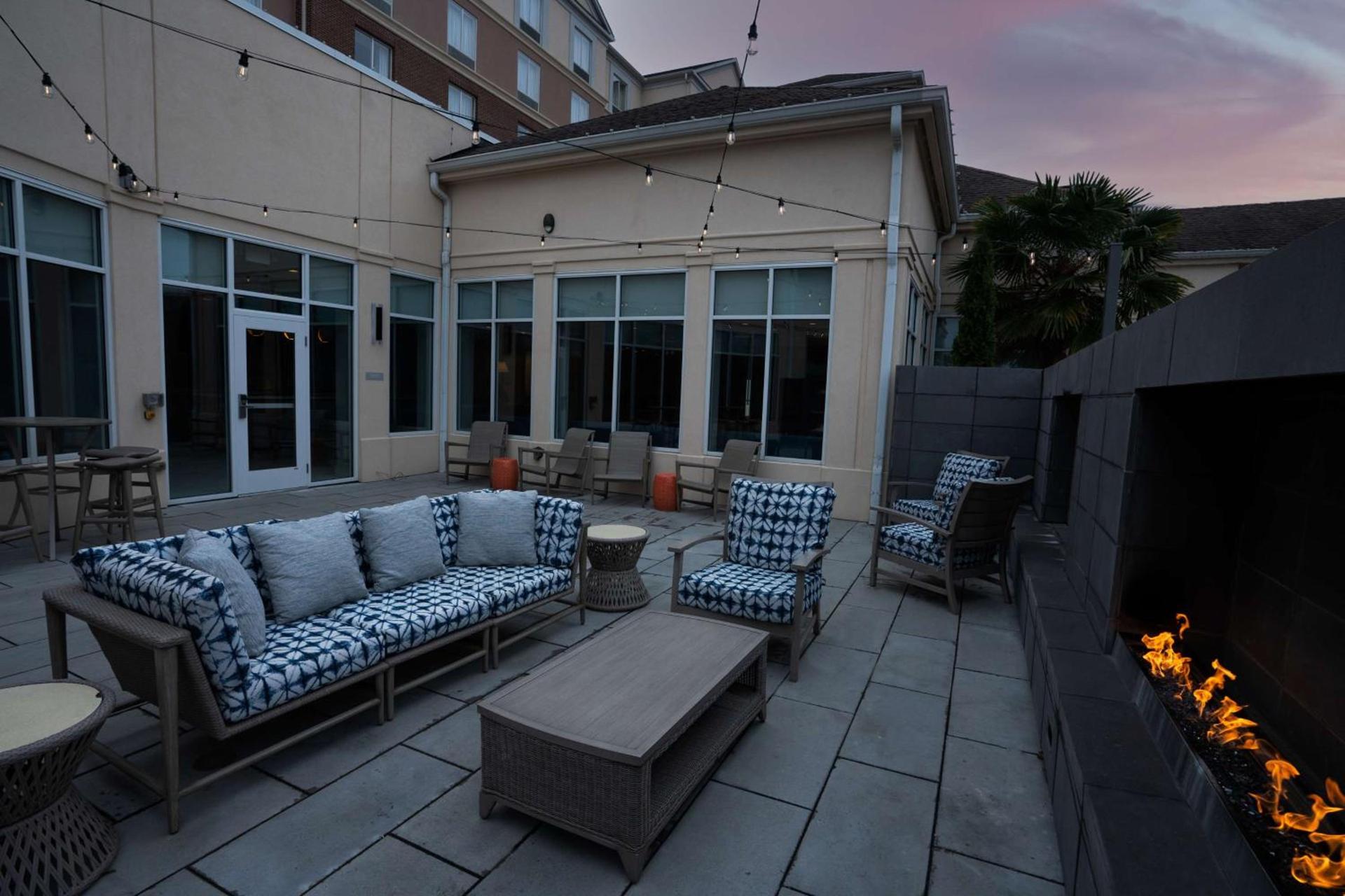 Hilton Garden Inn Charlotte/Concord photo 2
