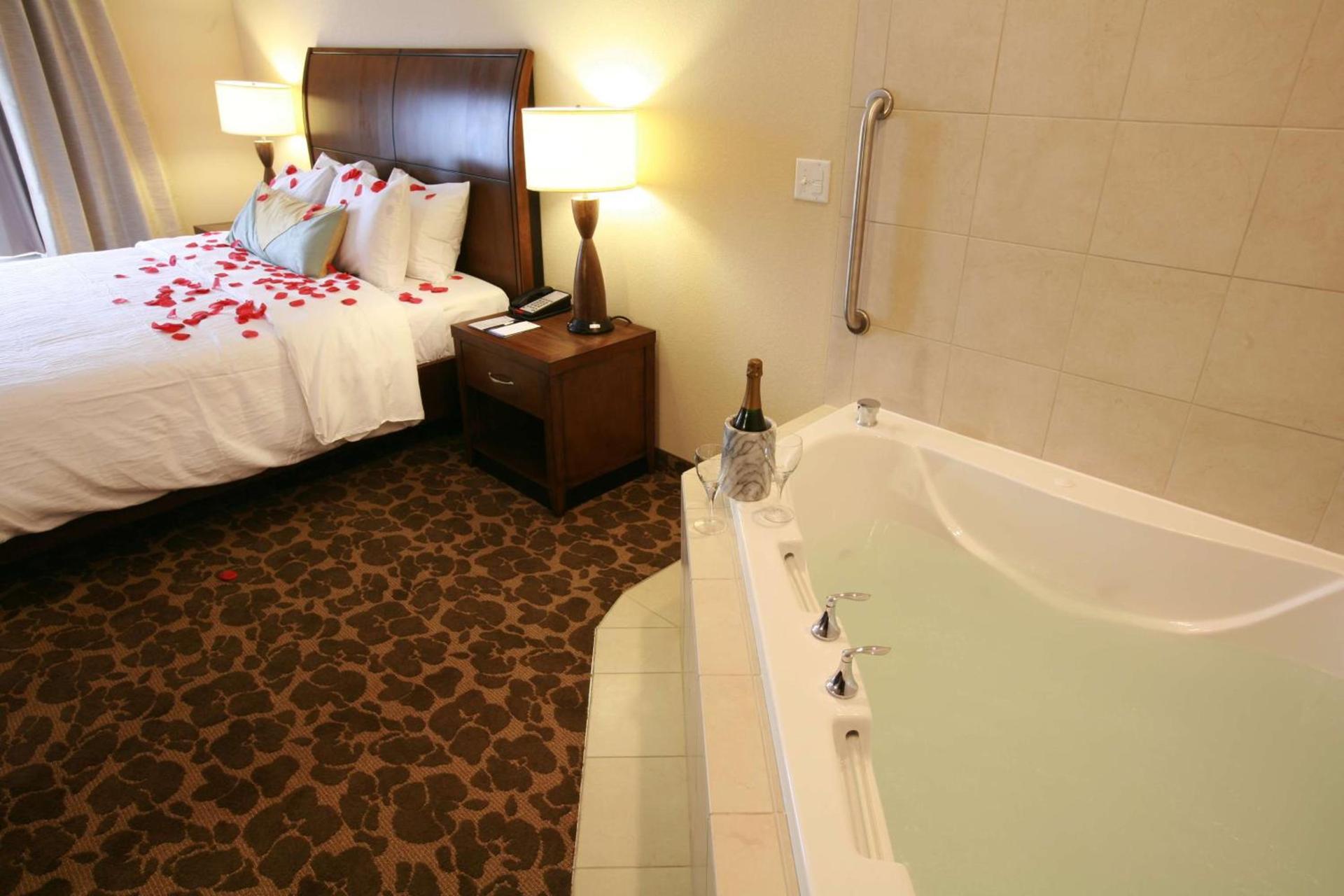 Hilton Garden Inn Charlotte/Concord photo 12