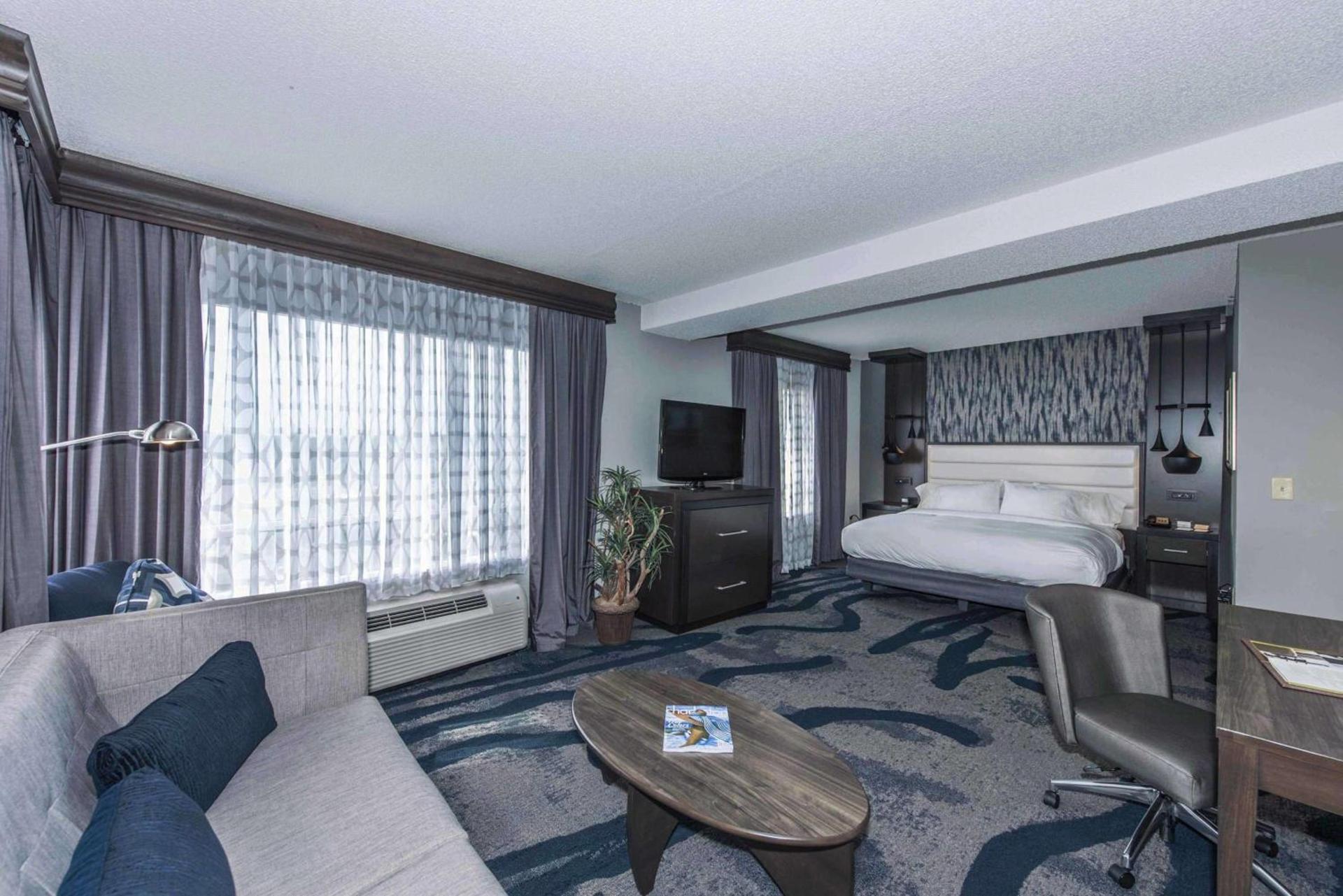 DoubleTree by Hilton North Charleston - Convention Center photo 28