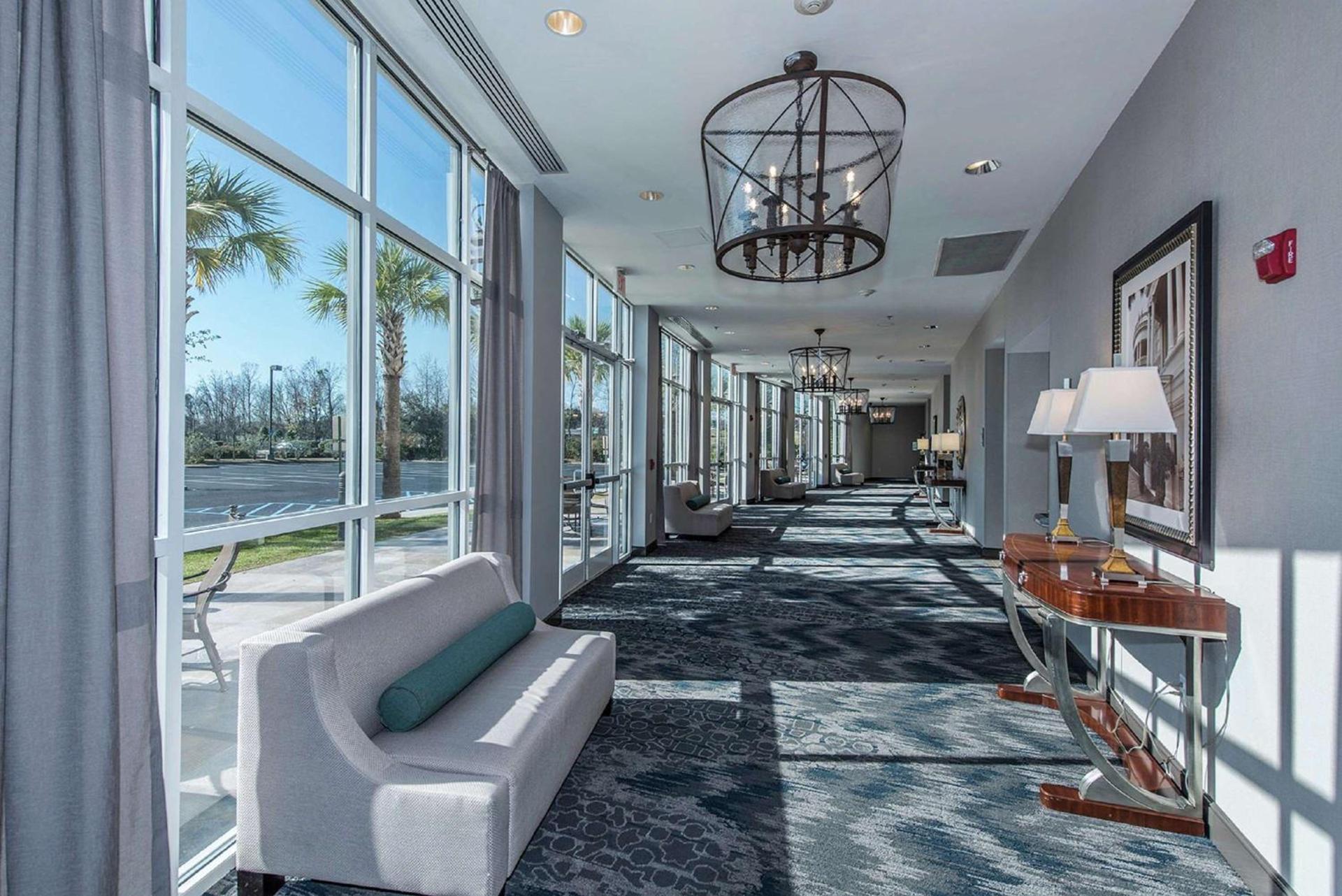 DoubleTree by Hilton North Charleston - Convention Center photo 43