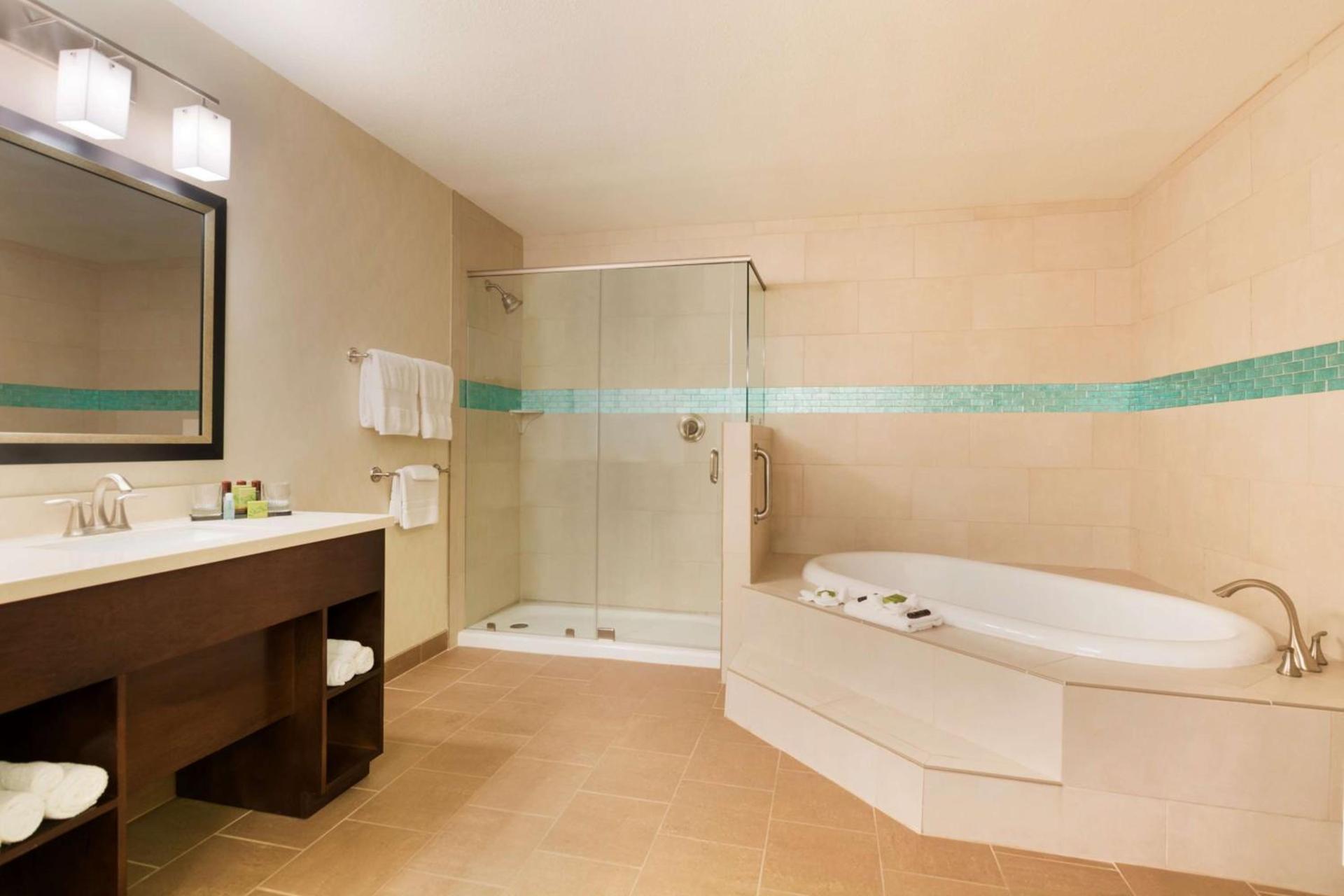 Embassy Suites Corpus Christi photo 28