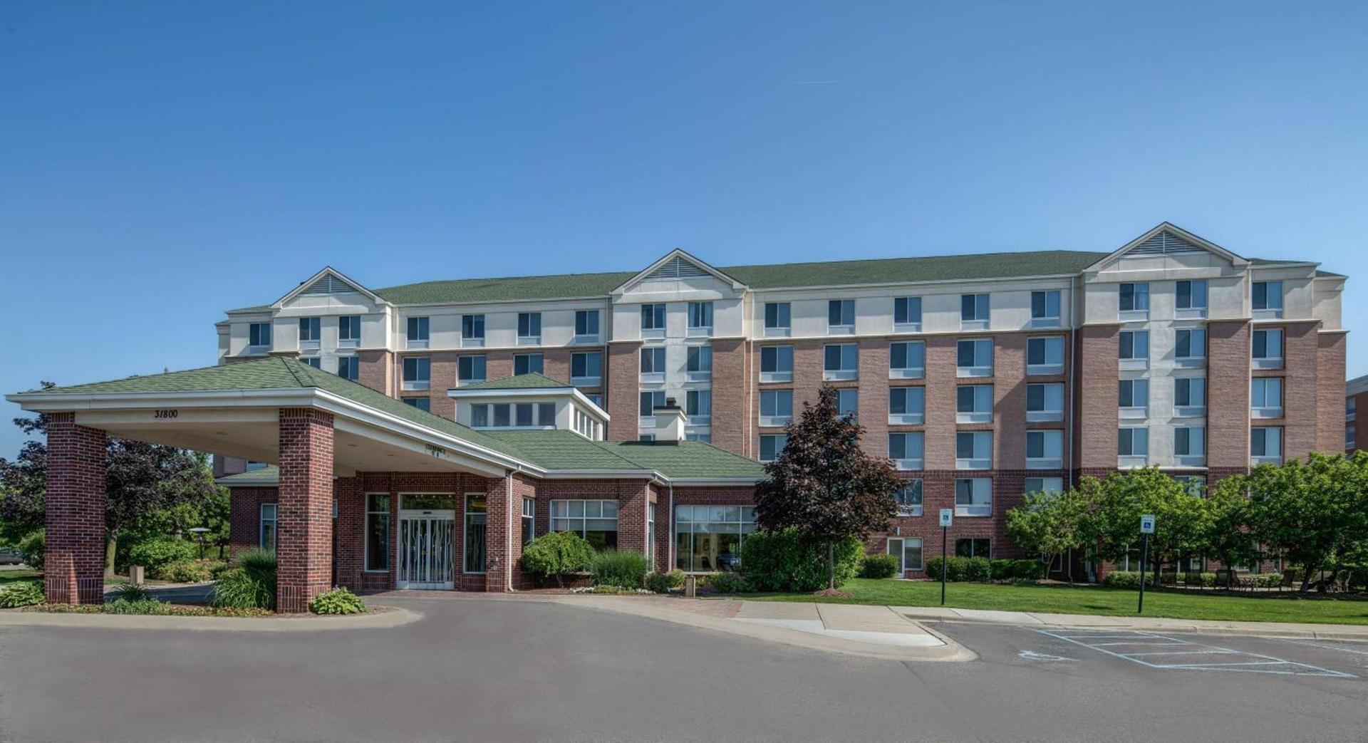 Hilton Garden Inn Detroit Metro Airport photo 1