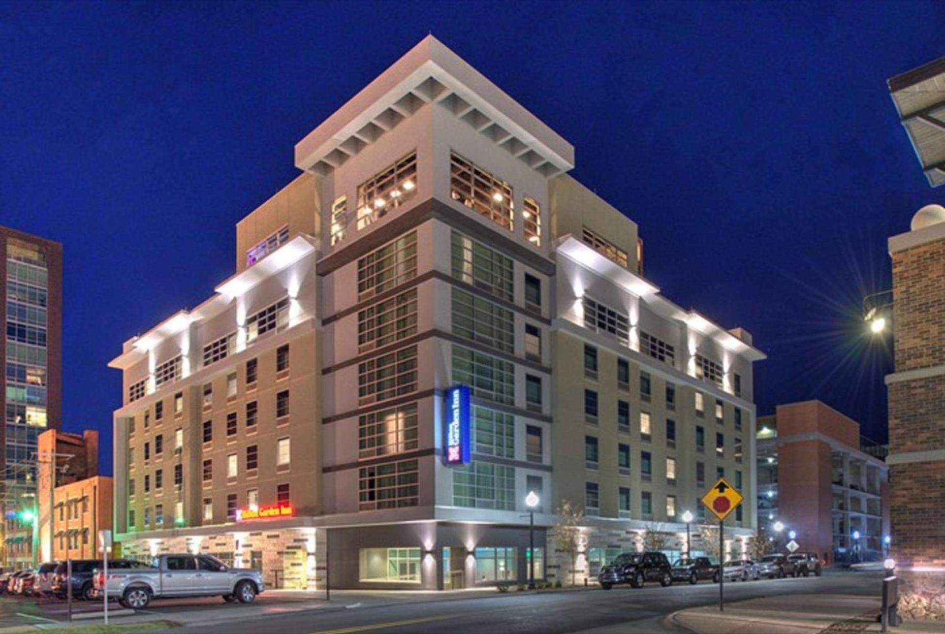 Hilton Garden Inn Little Rock Downtown photo 1