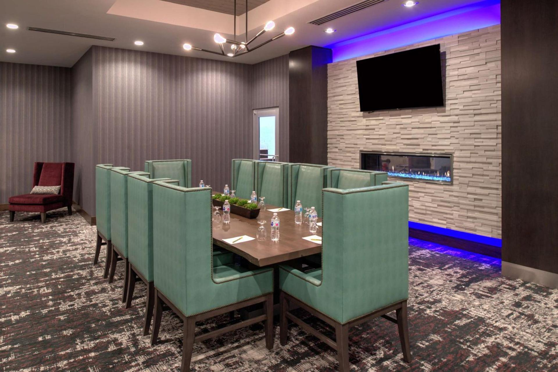 Hilton Garden Inn Little Rock Downtown photo 14