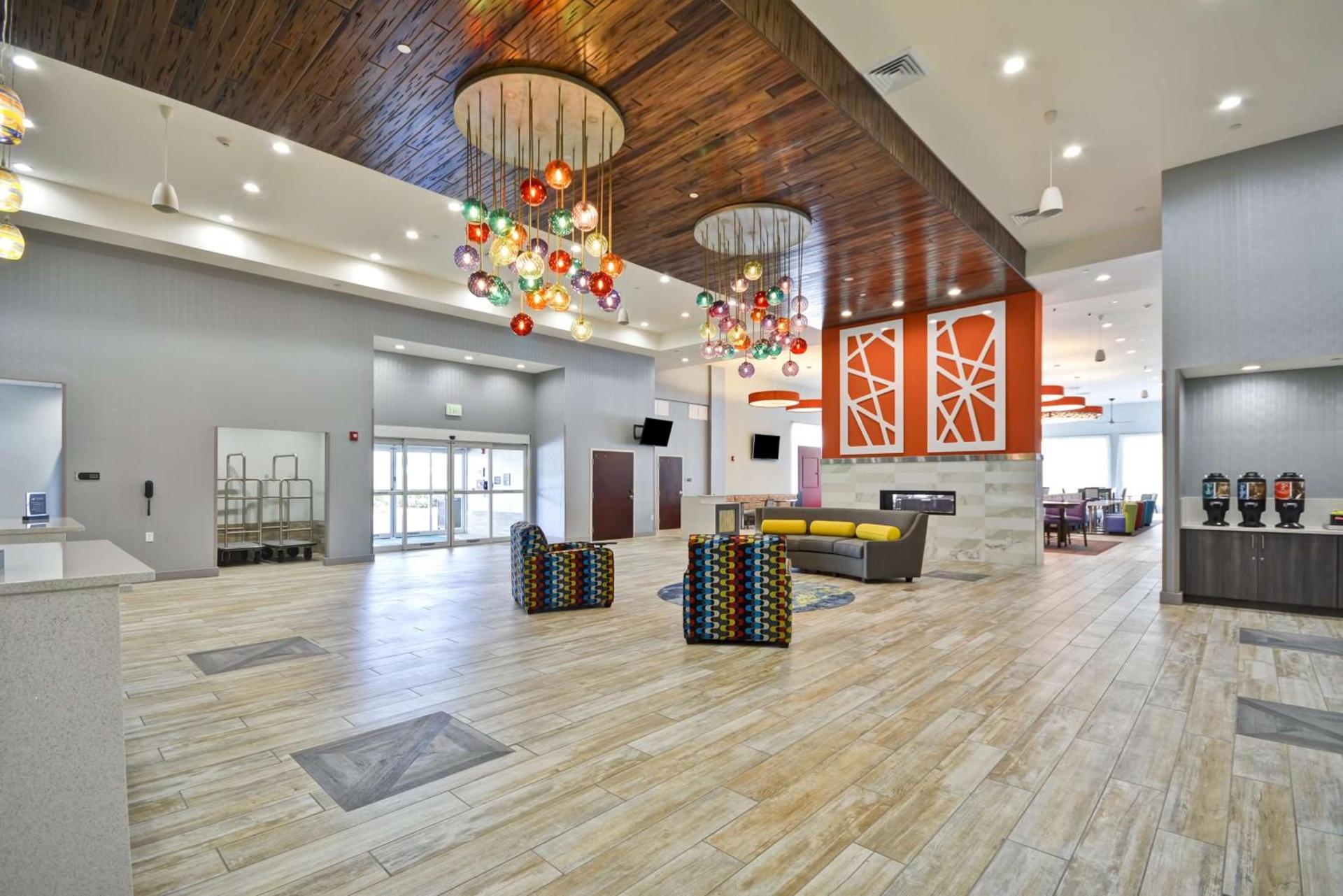 Homewood Suites by Hilton Orlando Theme Parks photo 6