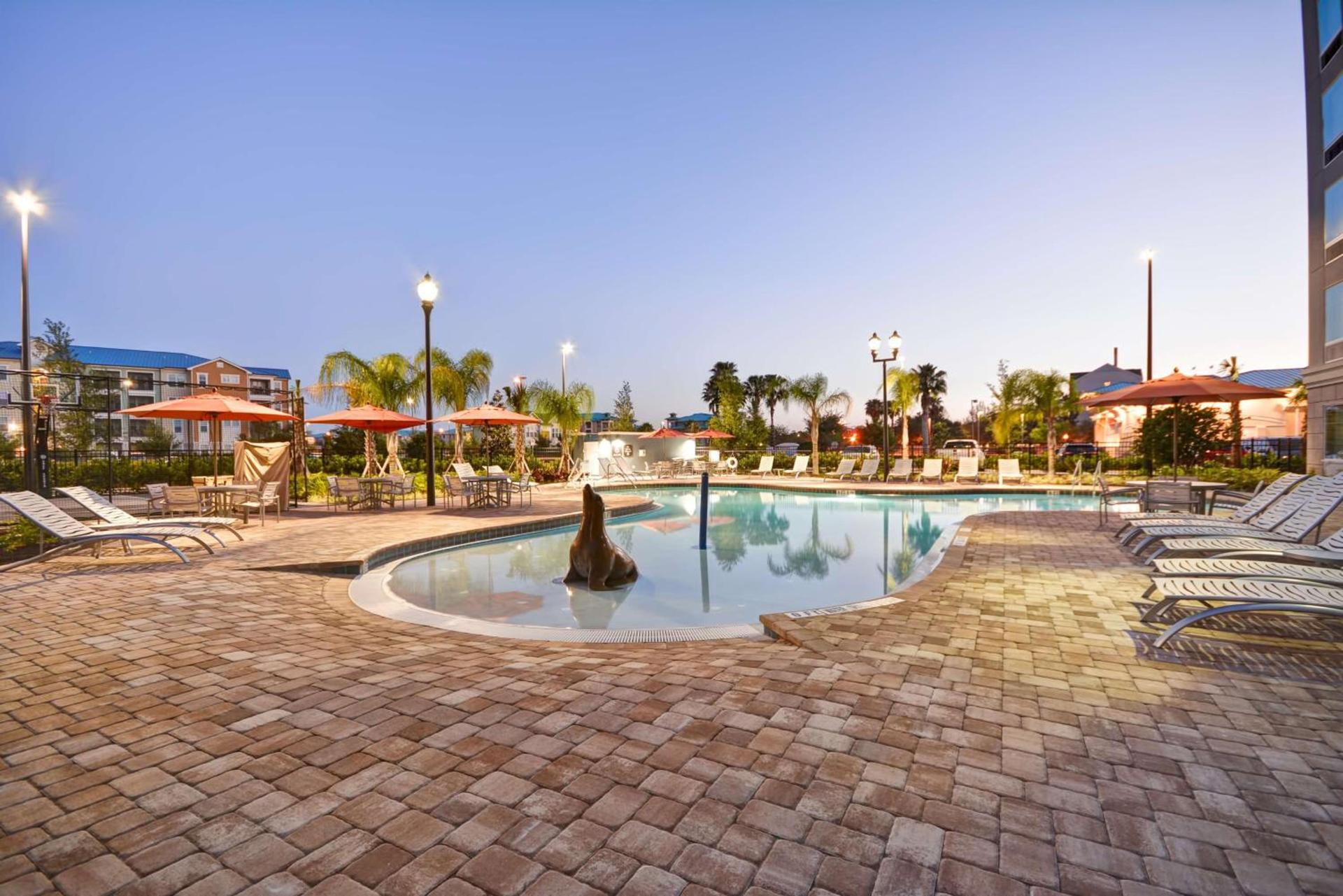 Homewood Suites by Hilton Orlando Theme Parks photo 7